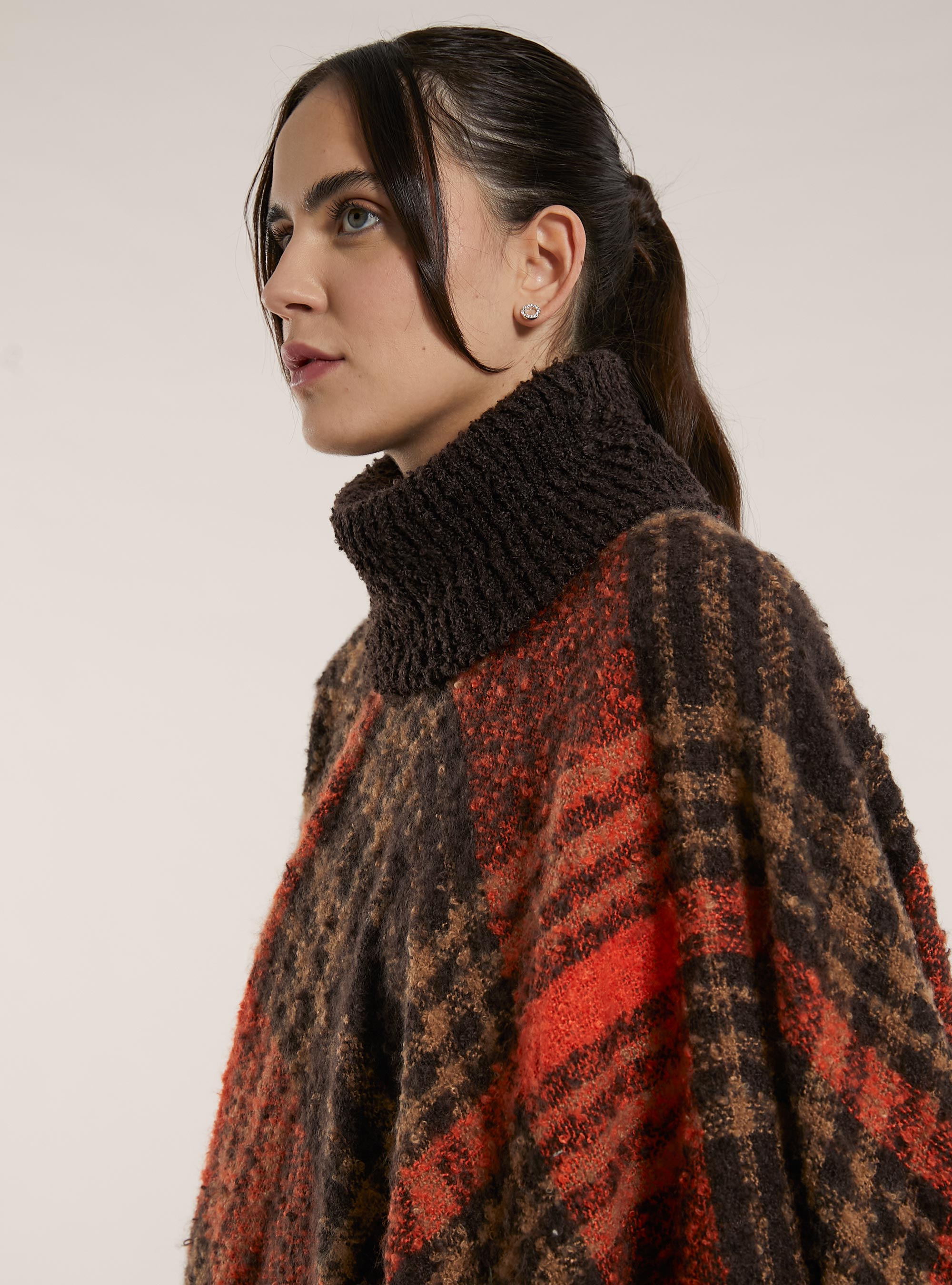 Poncho collo alto fantasia a quadri, MULTICOLOR