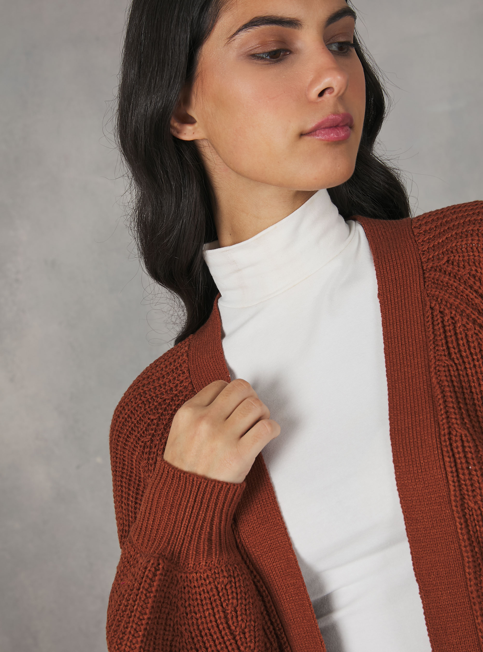 Cardigan lungo con tasche, C5609 BROWN