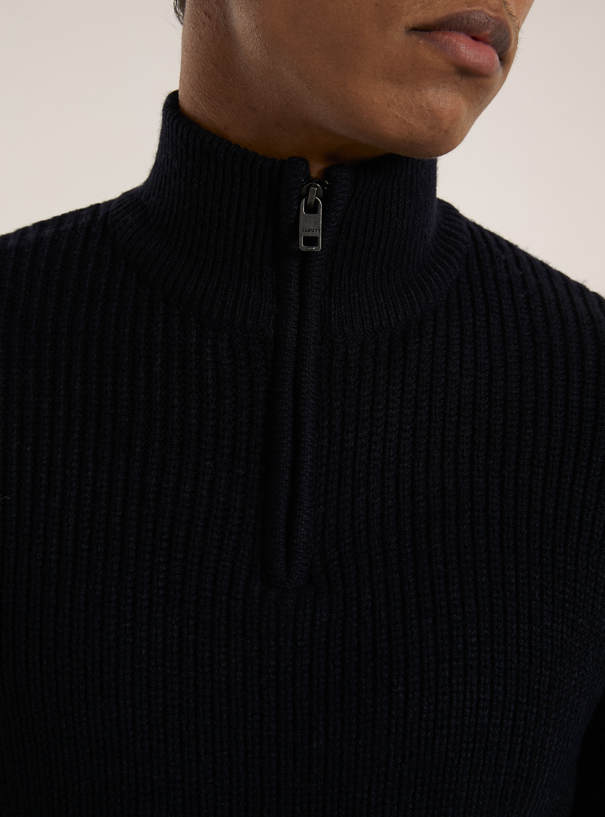 Maglia a costine con mezza zip  collo alto, NA1 NAVY DARK