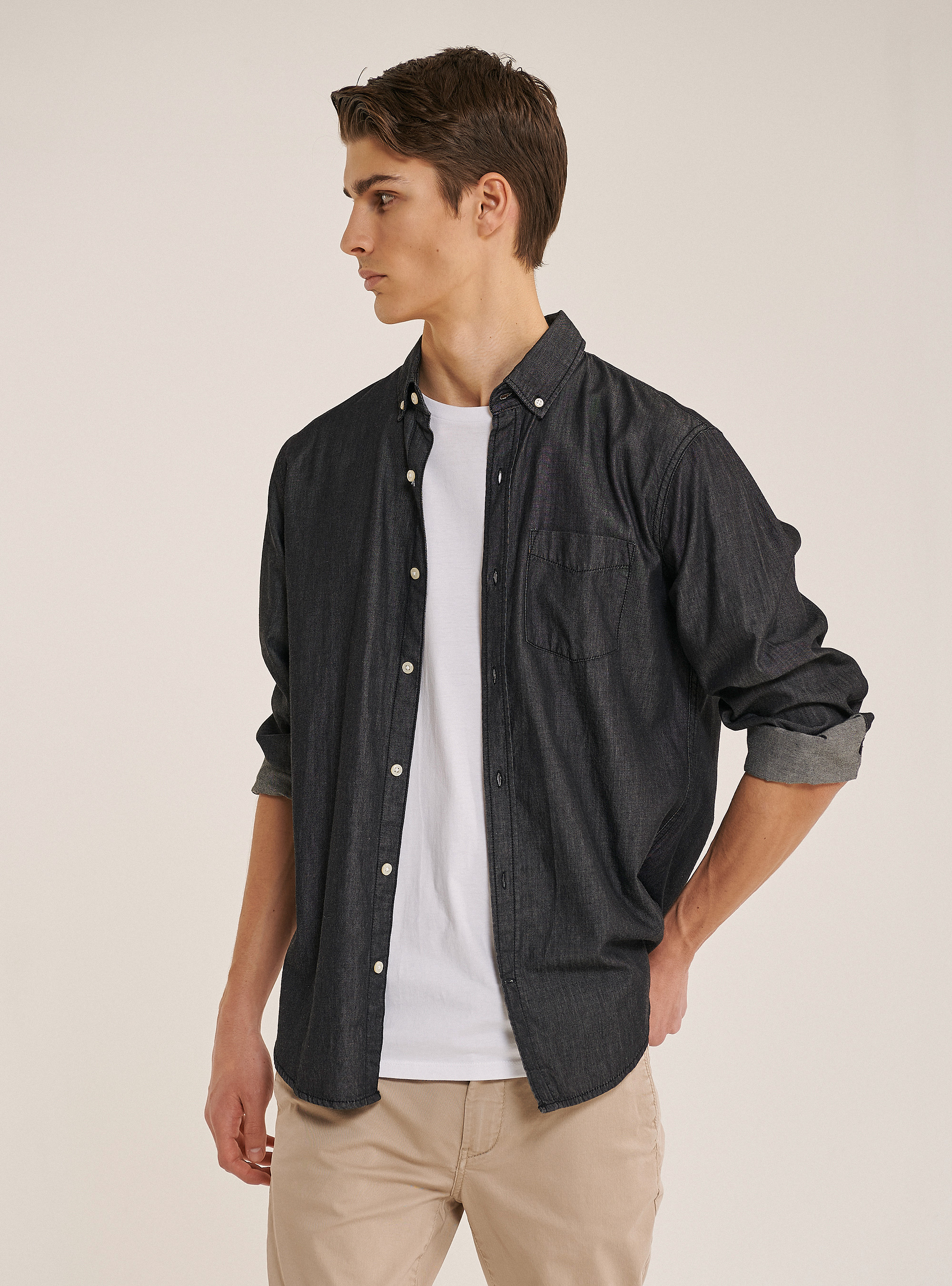 Jeanshemd mit Button-Down-Kragen, C101 BLACK