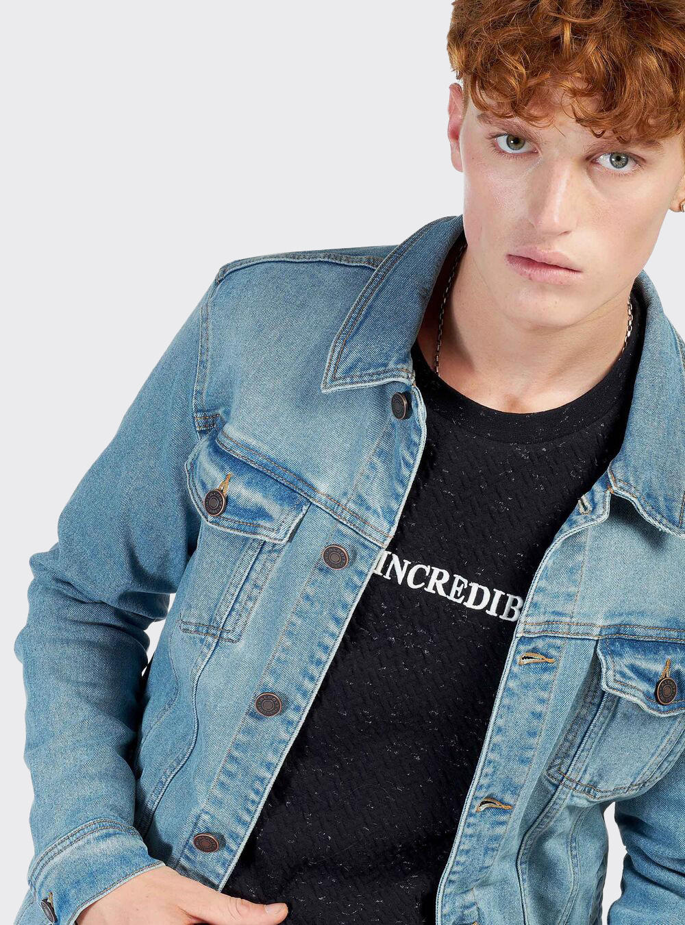 Veste en jean coupe classique, C284 AZZURRE