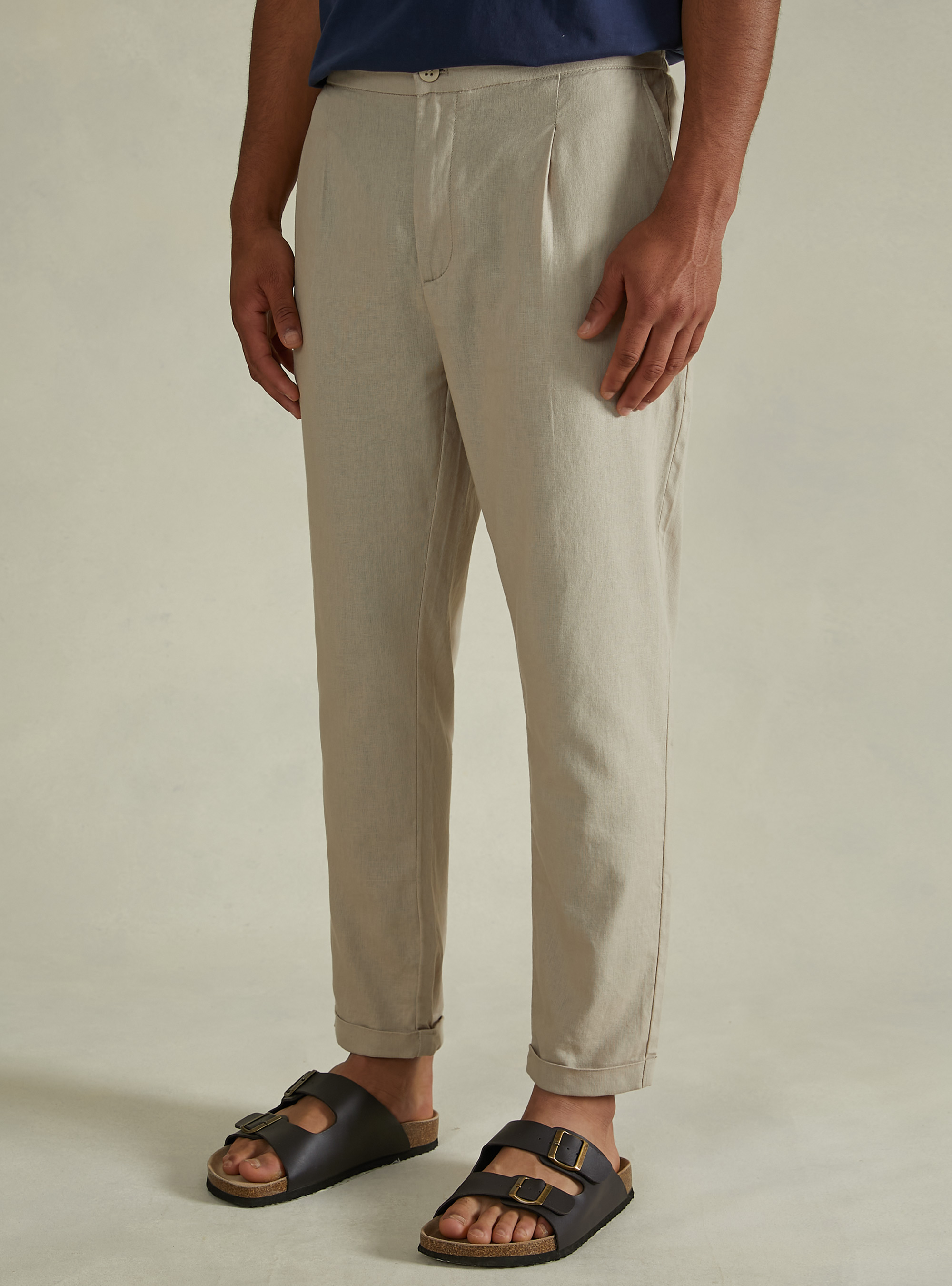 Pantalon en lin m&eacute;lang&eacute; avec pinces, BG3 BEIGE LIGHT
