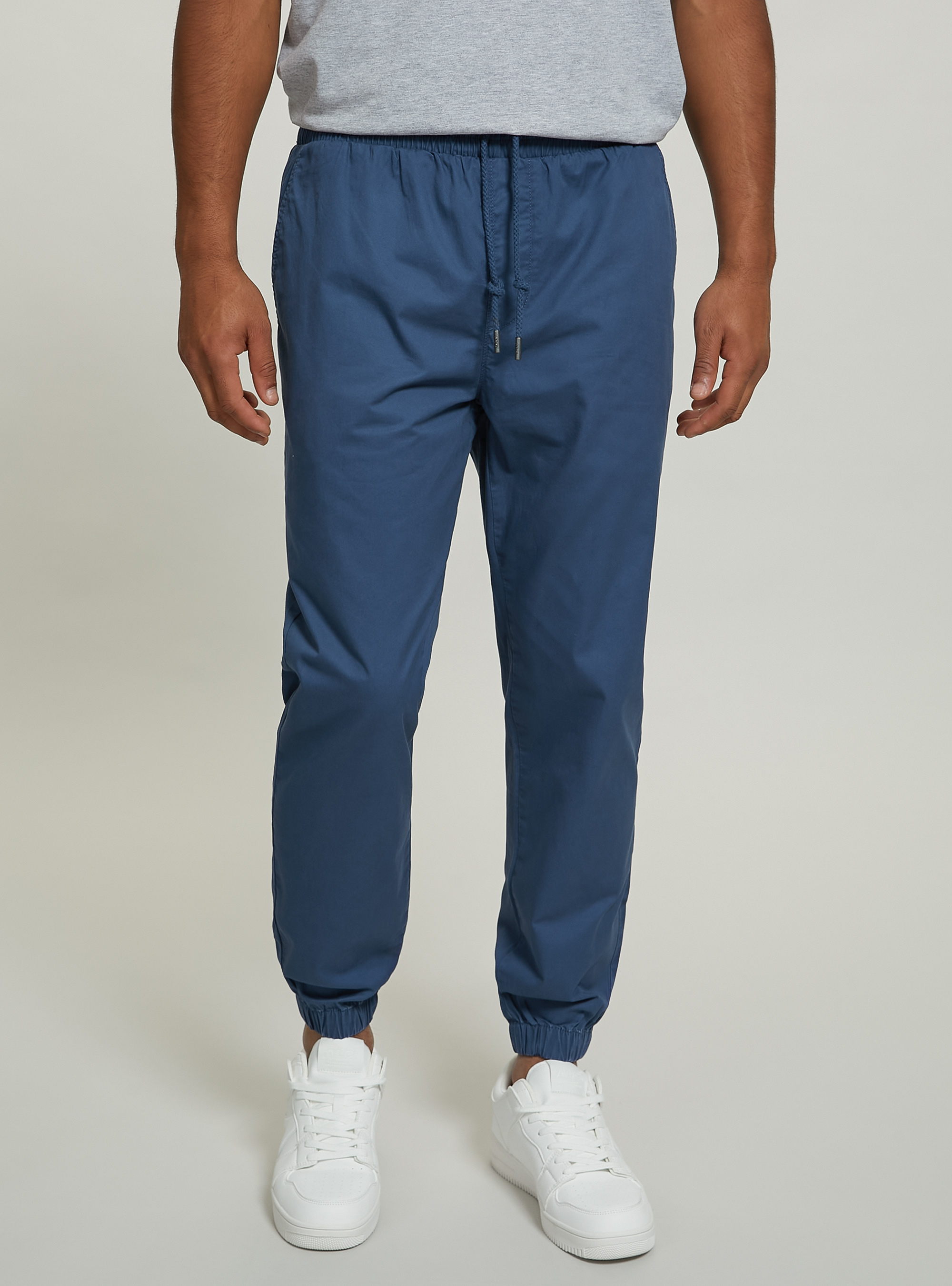 Pantalones chinos de sarga con cintura el&aacute;stica, BL2 BLUE MEDIUM