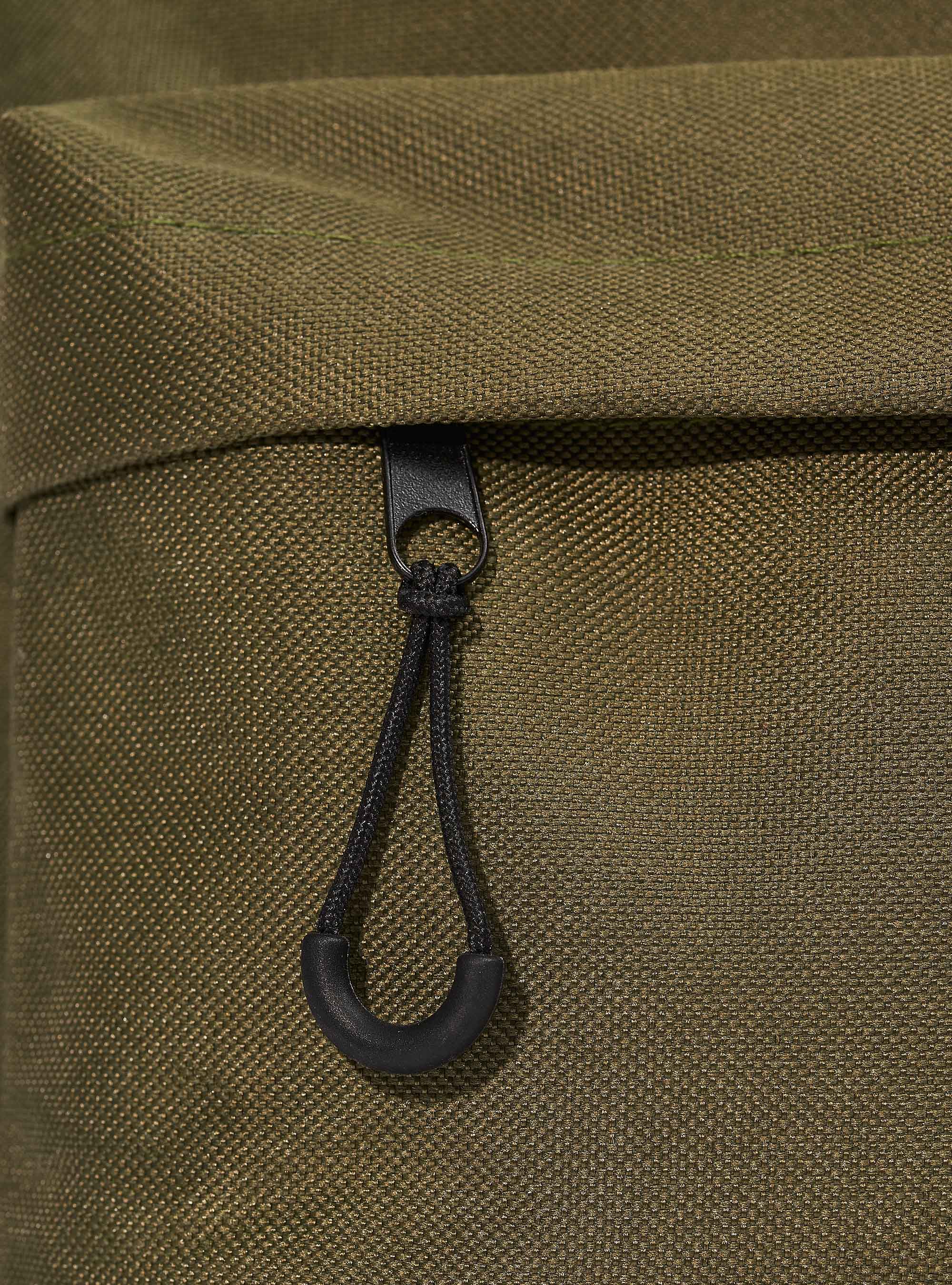 Mochila básica de color sólido, C5587 KAKY