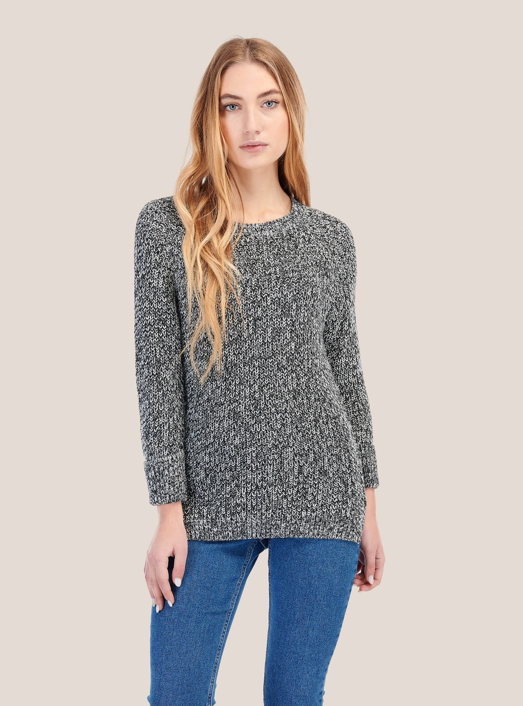 Round neck pullover with zip on the back, C101 BLACK/C004 OFF-WHITE