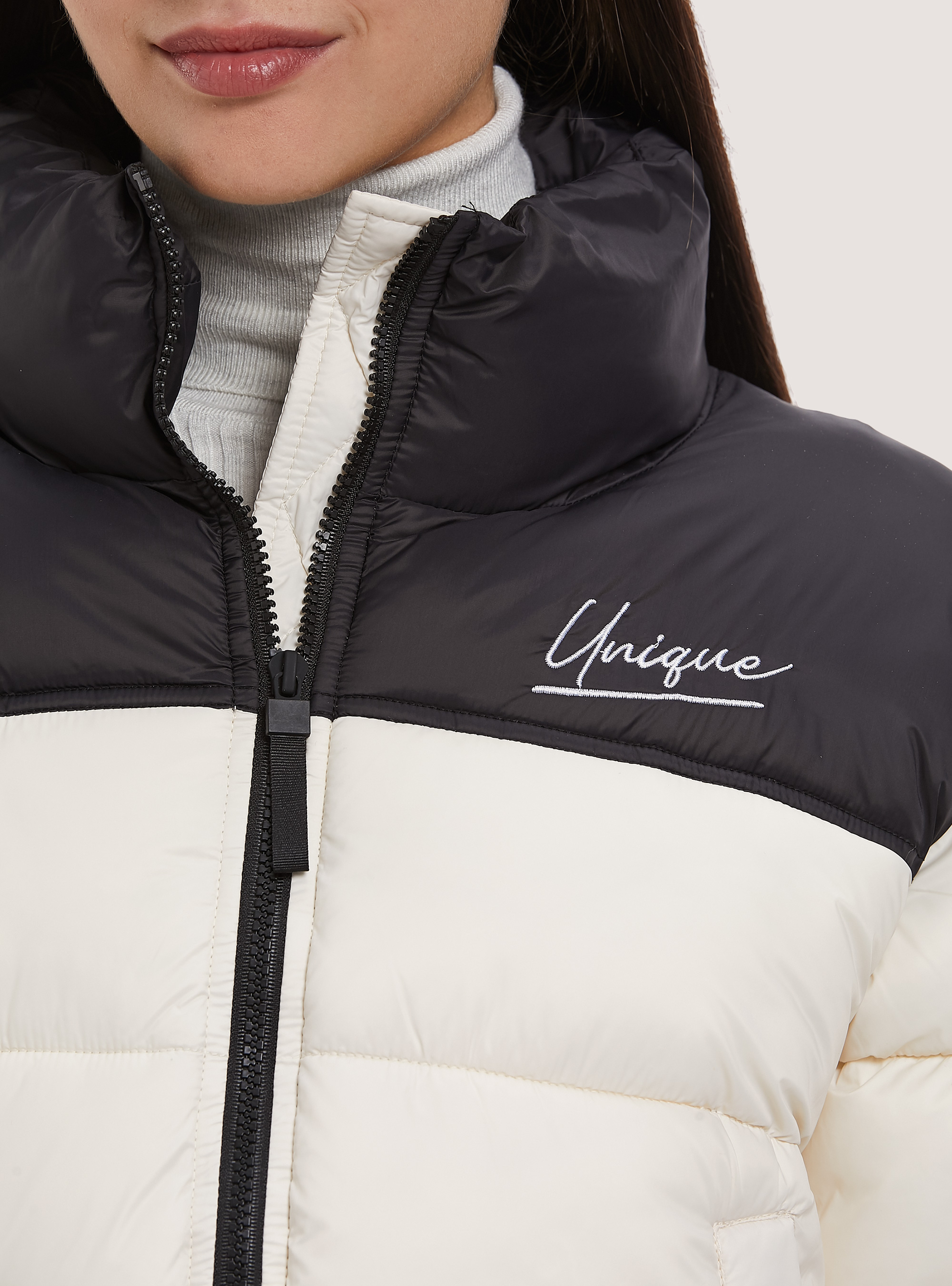 Cropped jacket in colour block with recycled padding, WH1 OFF WHITE