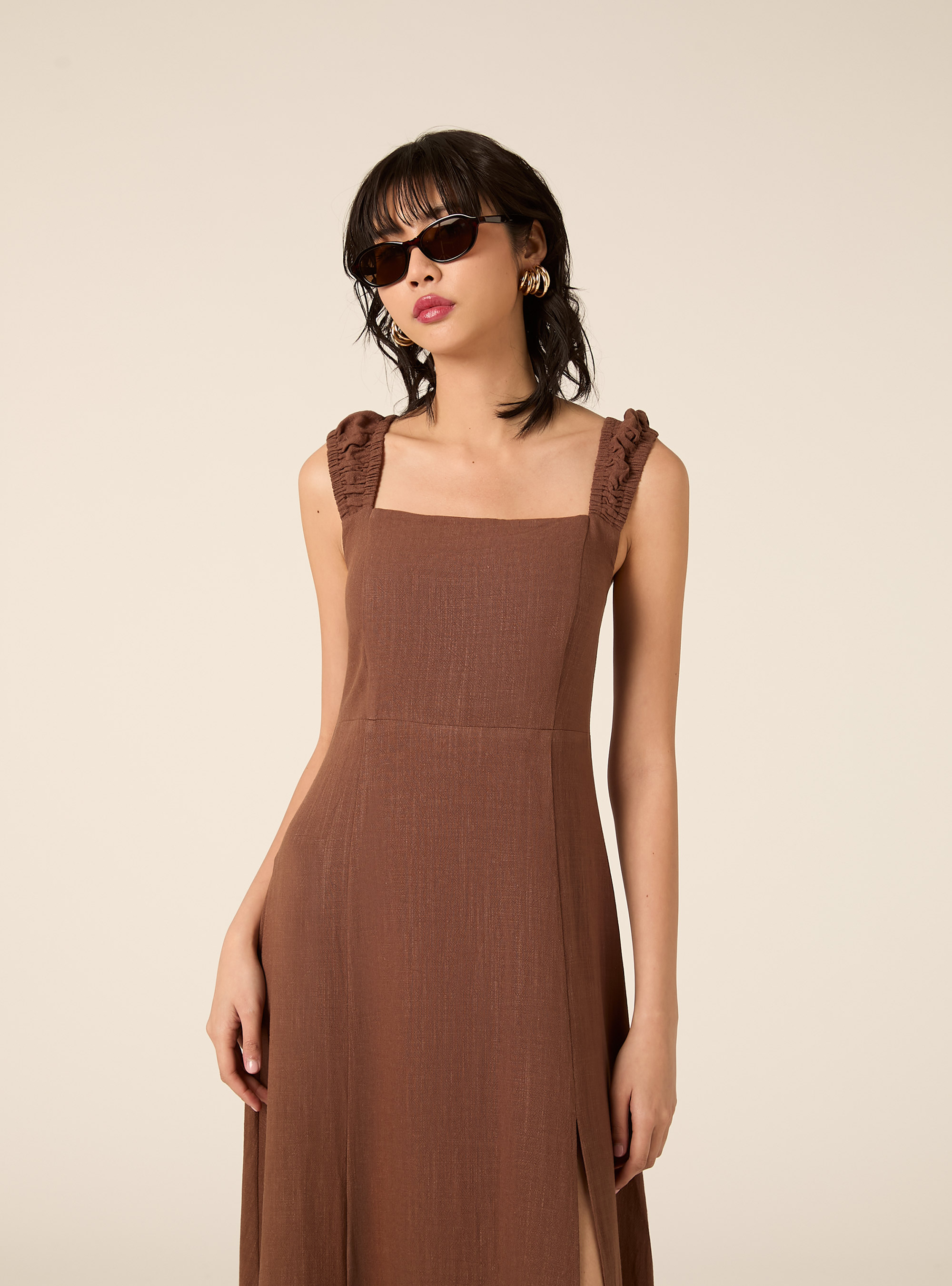 Vestito incrociato sulla schiena in misto lino, BR1 BROWN DARK