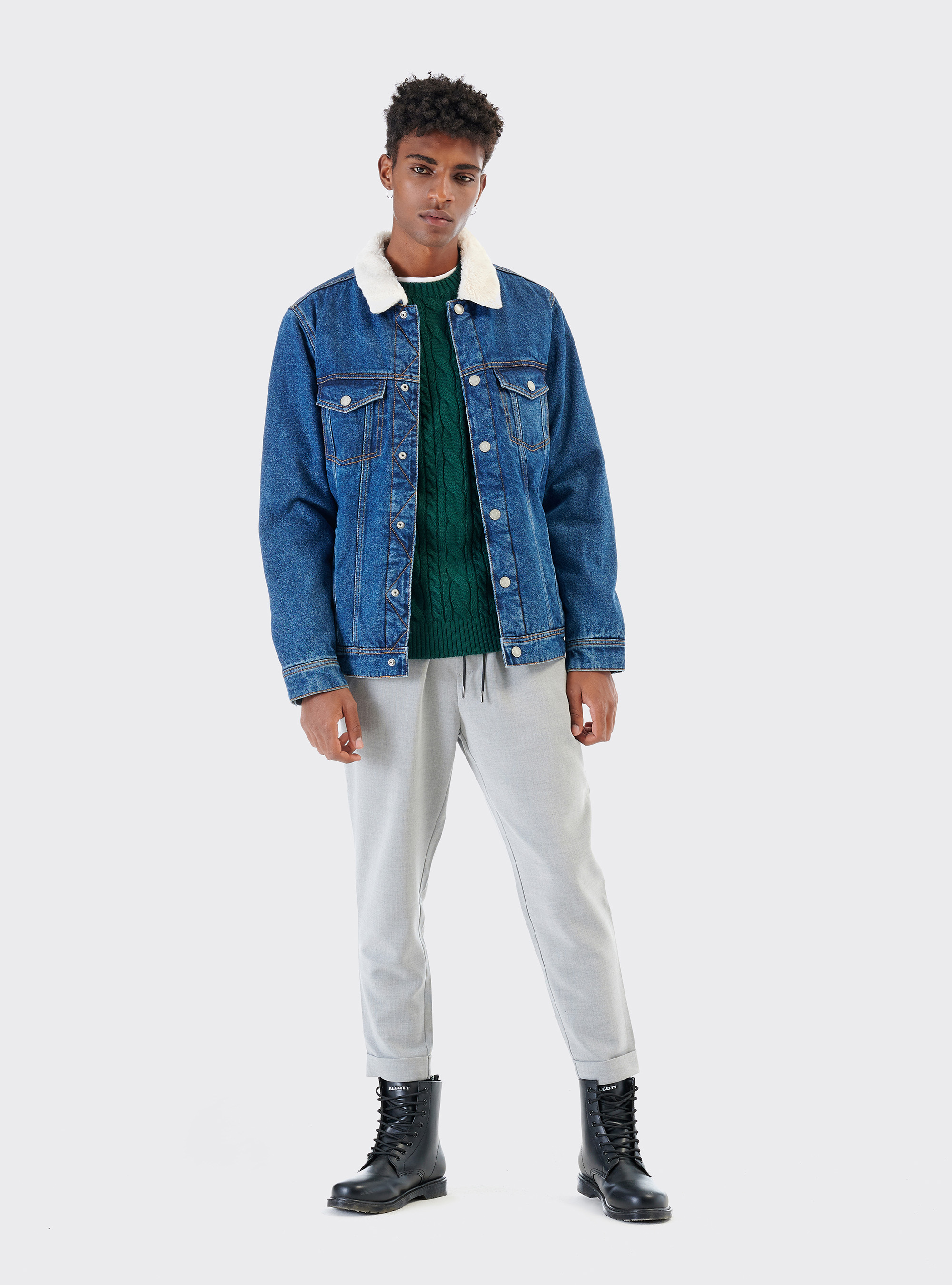 Pullover in misto lana con lavorazione a trecce, C0640 GREEN BOTTLE