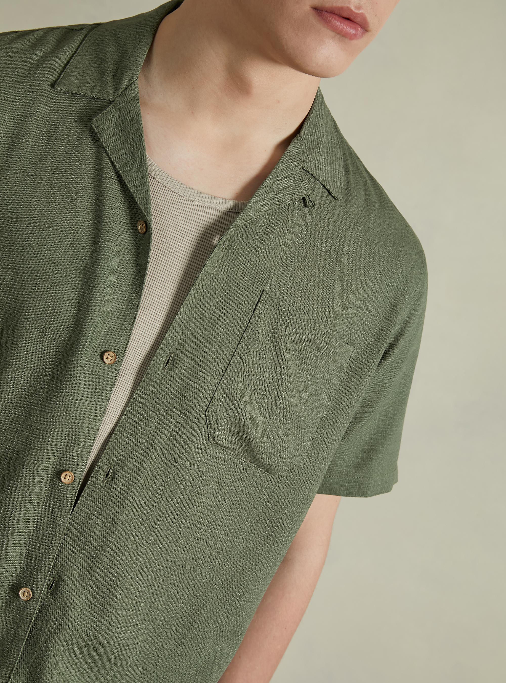 Chemise en lin m&eacute;lang&eacute; avec col bowling, KY2 KAKY MEDIUM