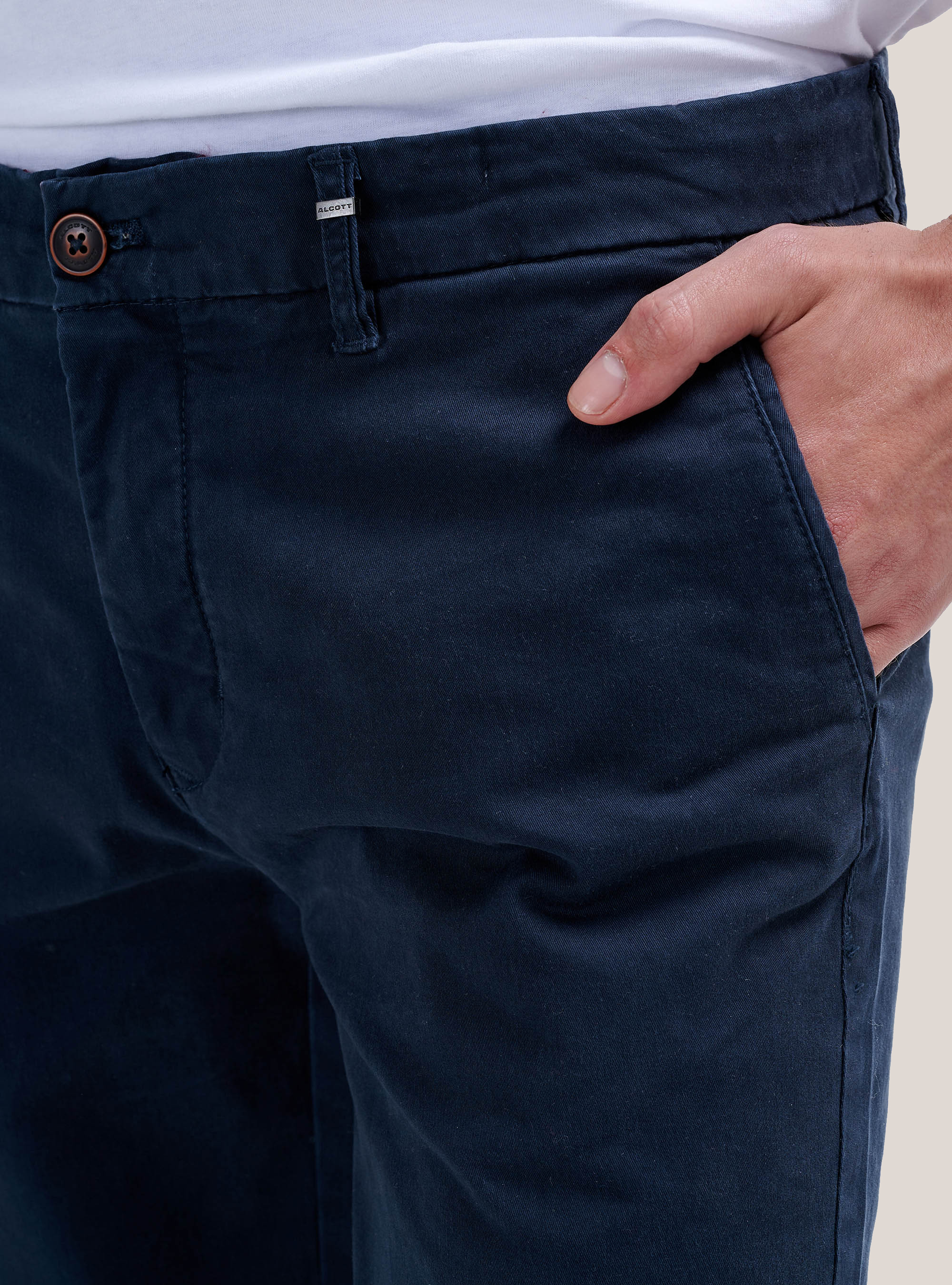 Pantaloni chinos twill stretch in cotone sostenibile, BLU MARINO