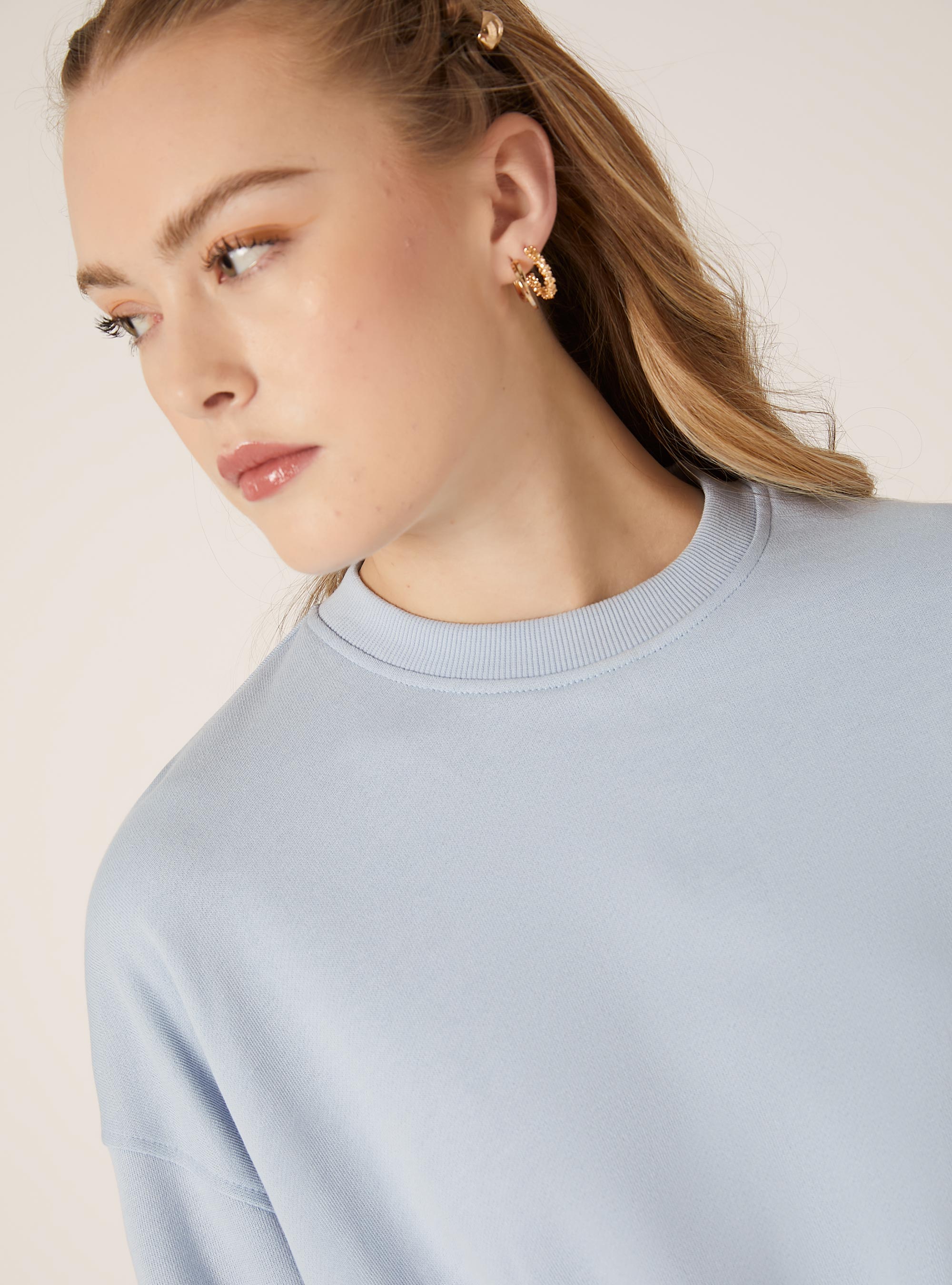 Sweatshirt mit Rundhalsausschnitt, IN3 INDIGO LIGHT