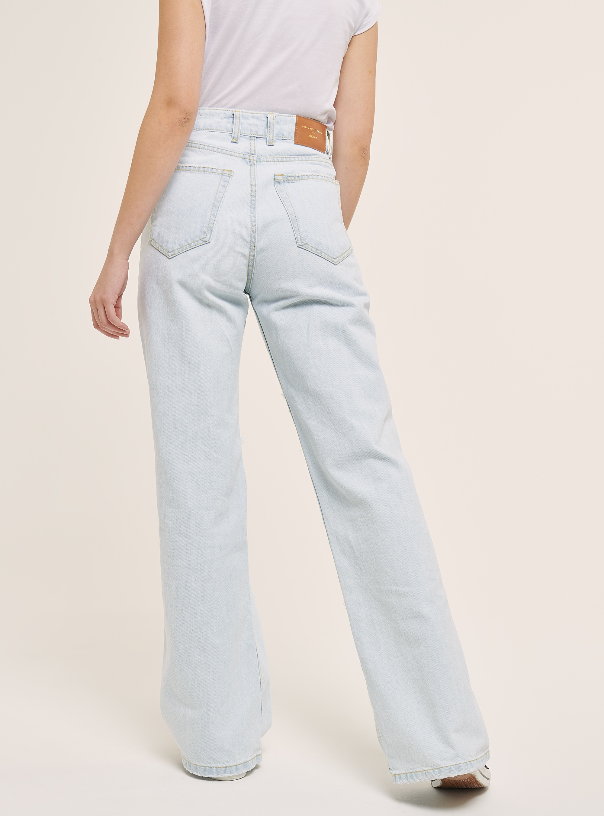 Jean large avec déchirures, C272 BLUE