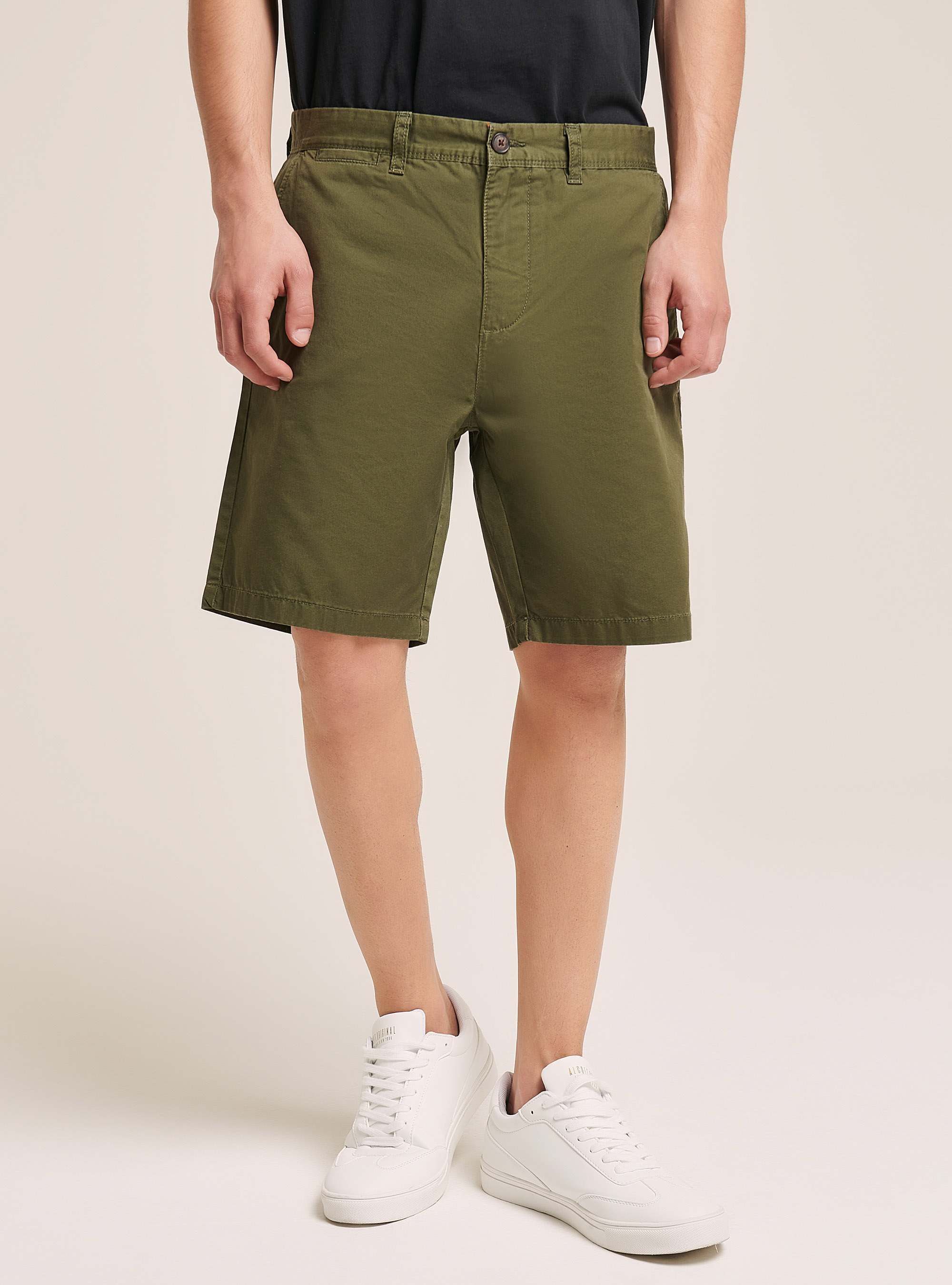 Basic Bermuda-Shorts aus Twill, C6573 KAKY