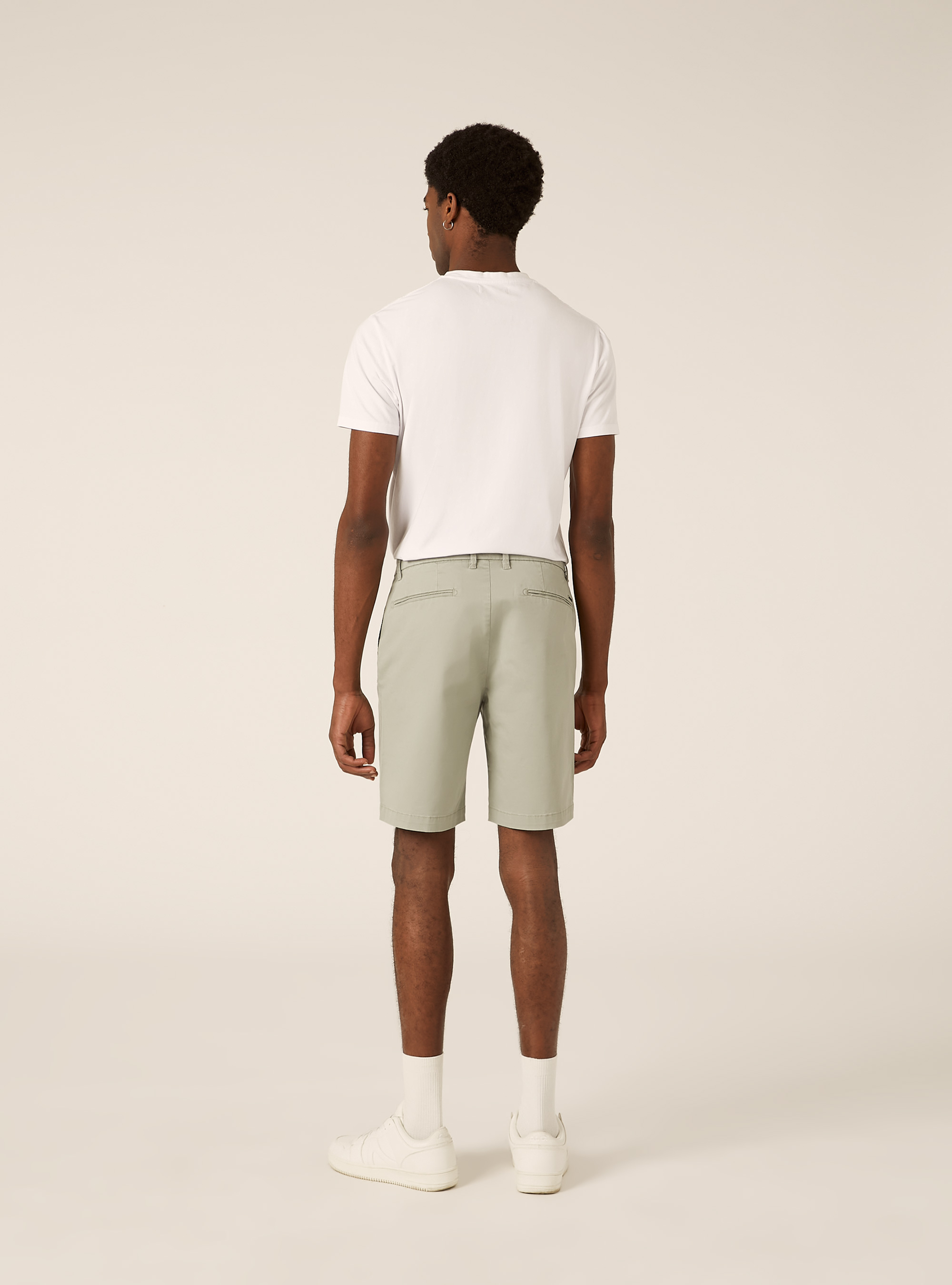 Bermuda in twill elasticizzato basico, SG3 SAGE LIGHT