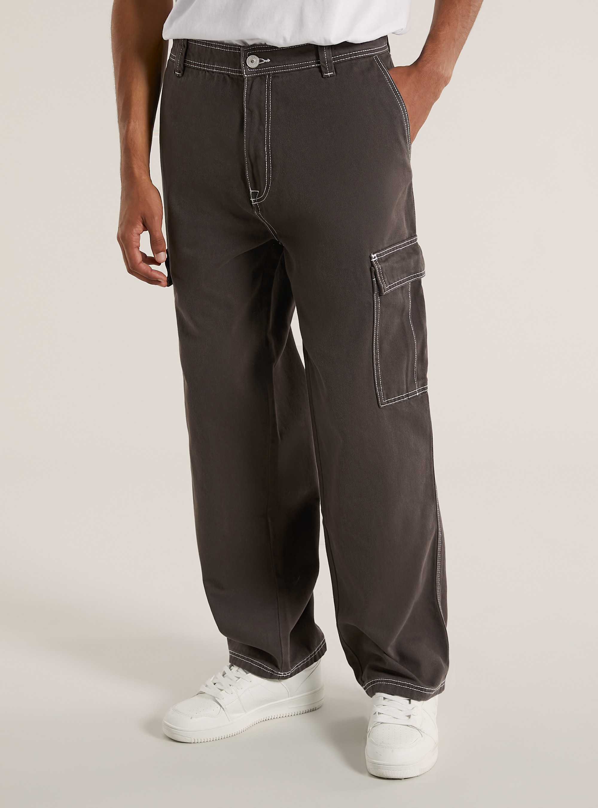 Cargo trousers with contrast stitching, BR2 BROWN MEDIUM