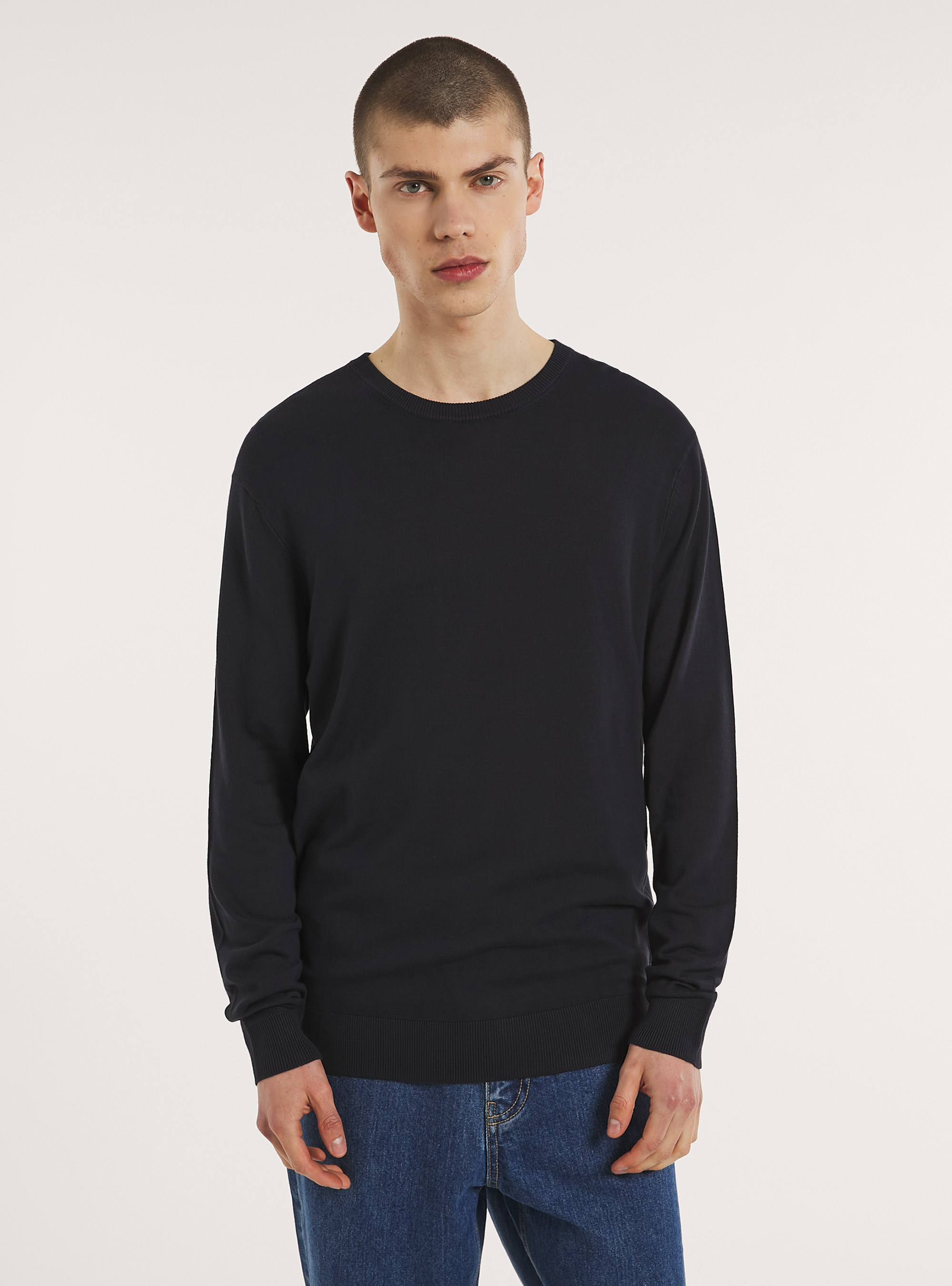 Round-neck pullover made of sustainable viscose Ecovero, NA1 NAVY DARK