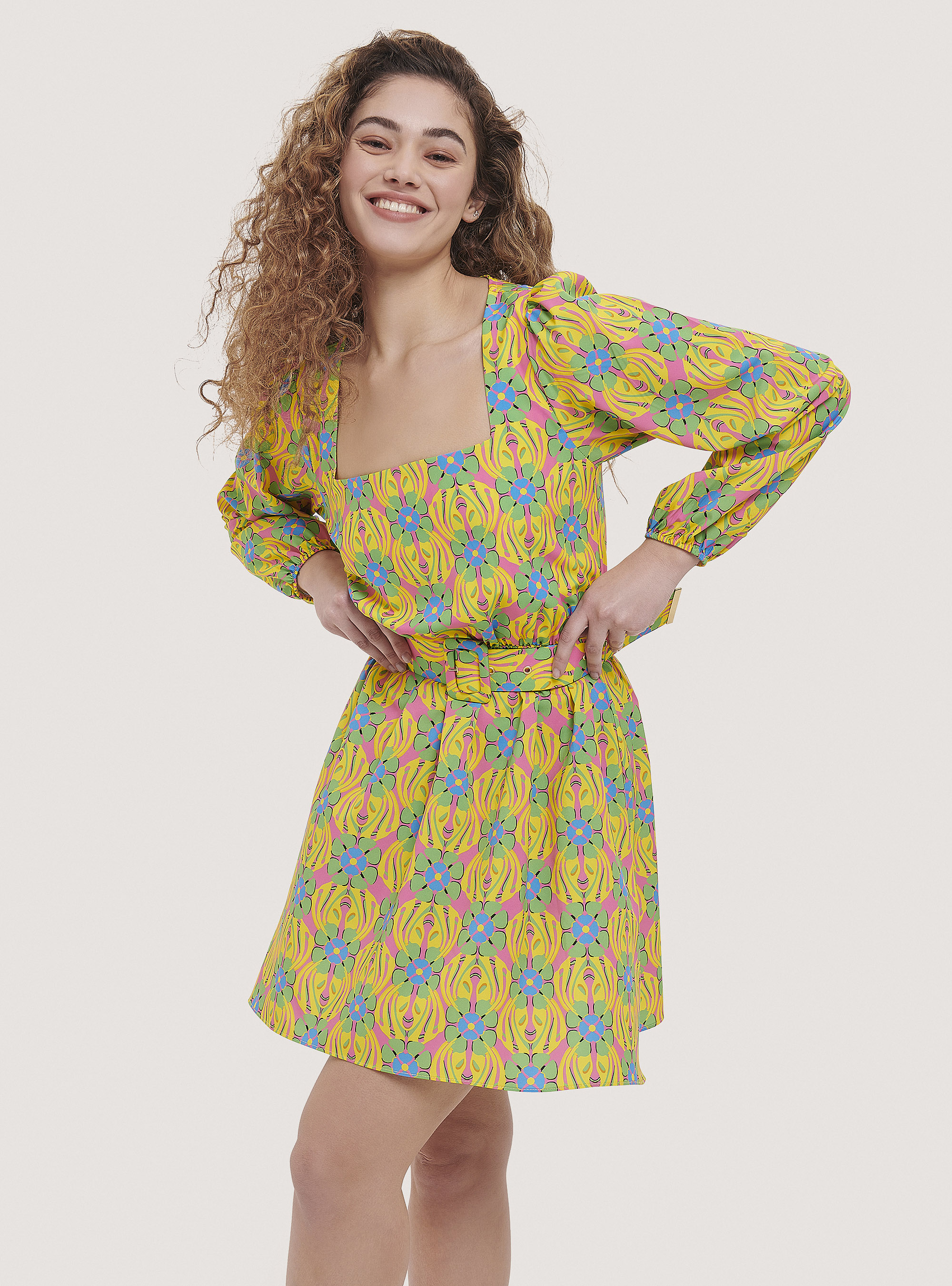 Dress with floral print and waistband, C4430 FUXIA