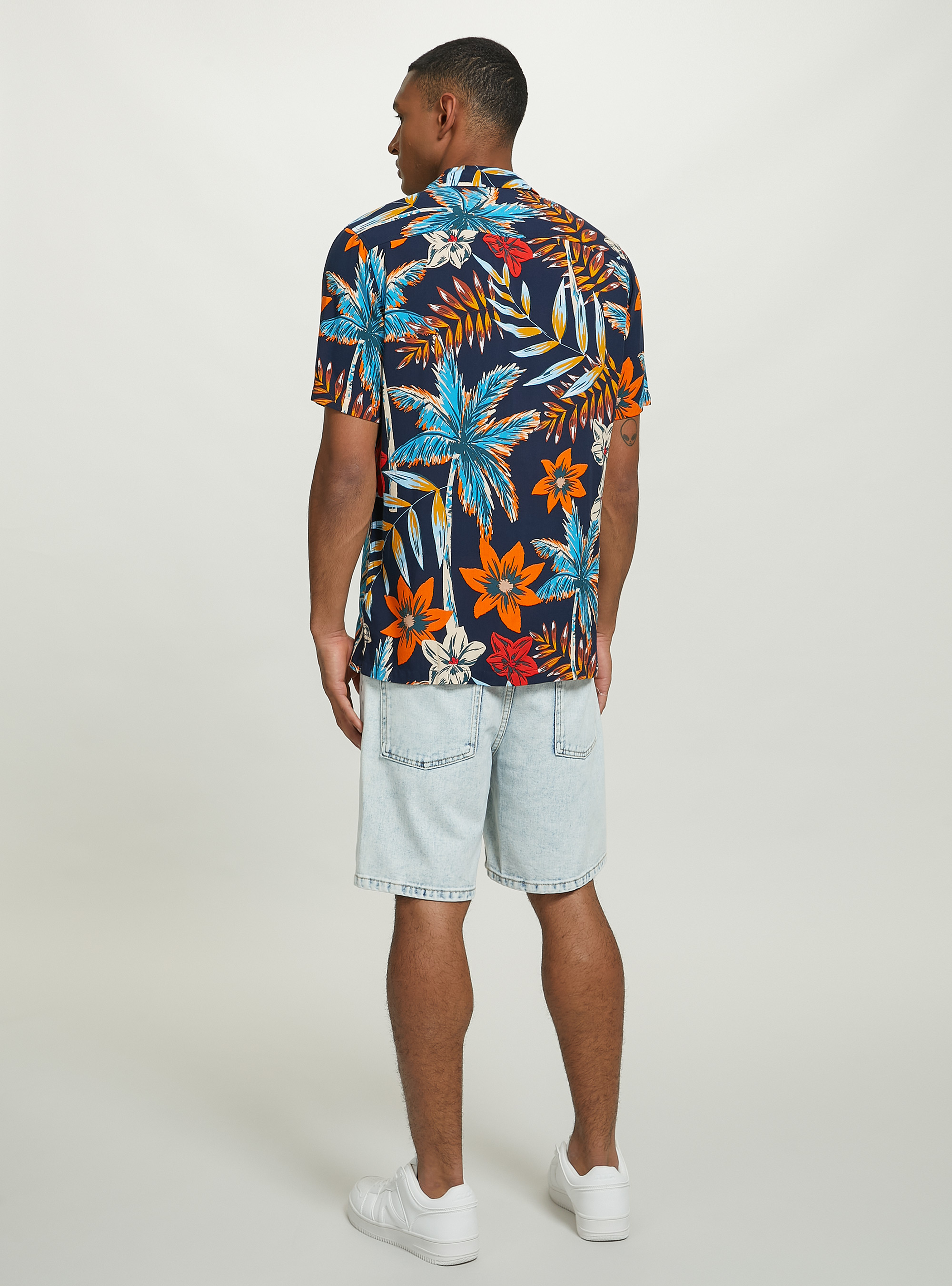 Chemise à imprimé tropical, BK1 BLACK