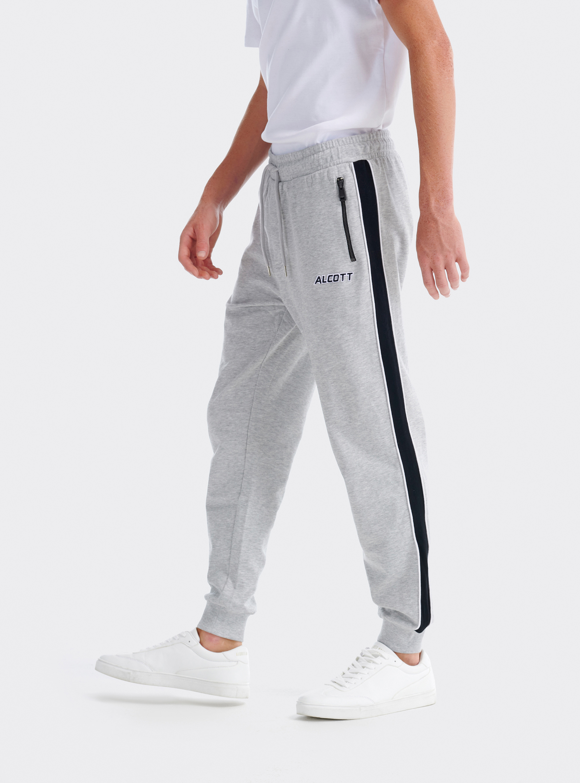 Jogger mit Tape und Logo, C143 LIGHT GREY M