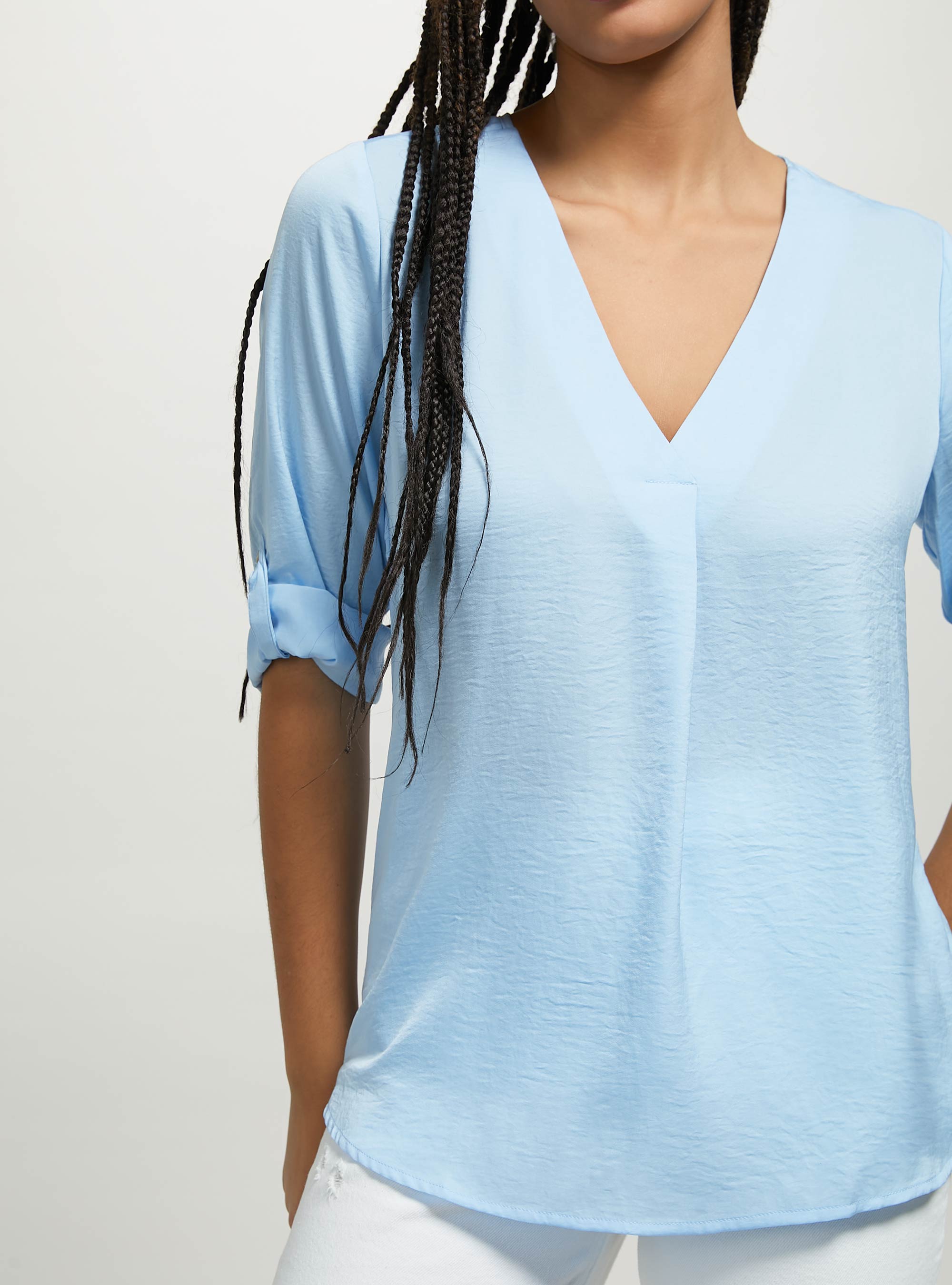 Plain-coloured blouse with neckline, AZ3 AZURE LIGHT