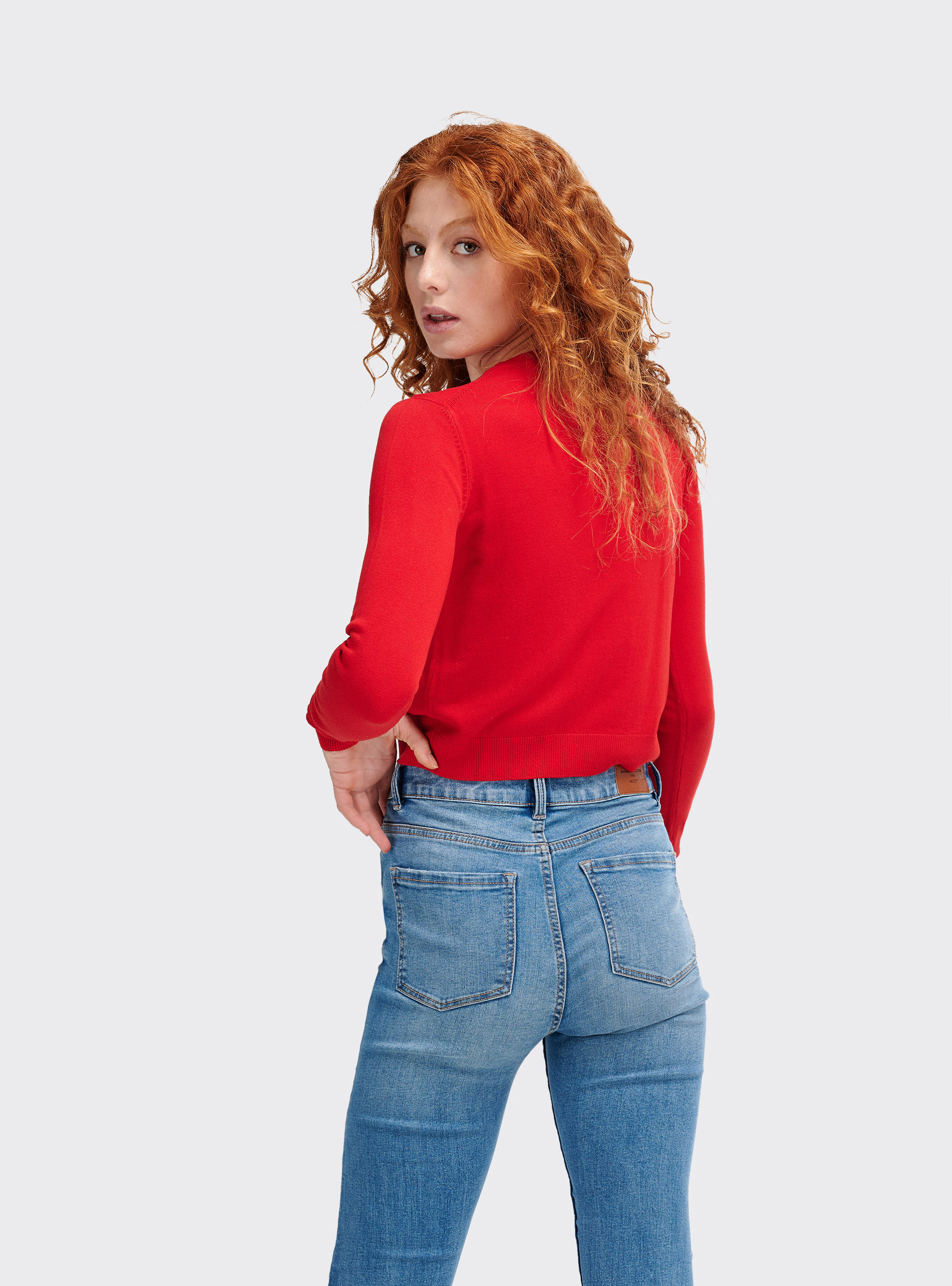Kurz geschnittener Basic-Pullover mit bequemer Passform, C4412 RED