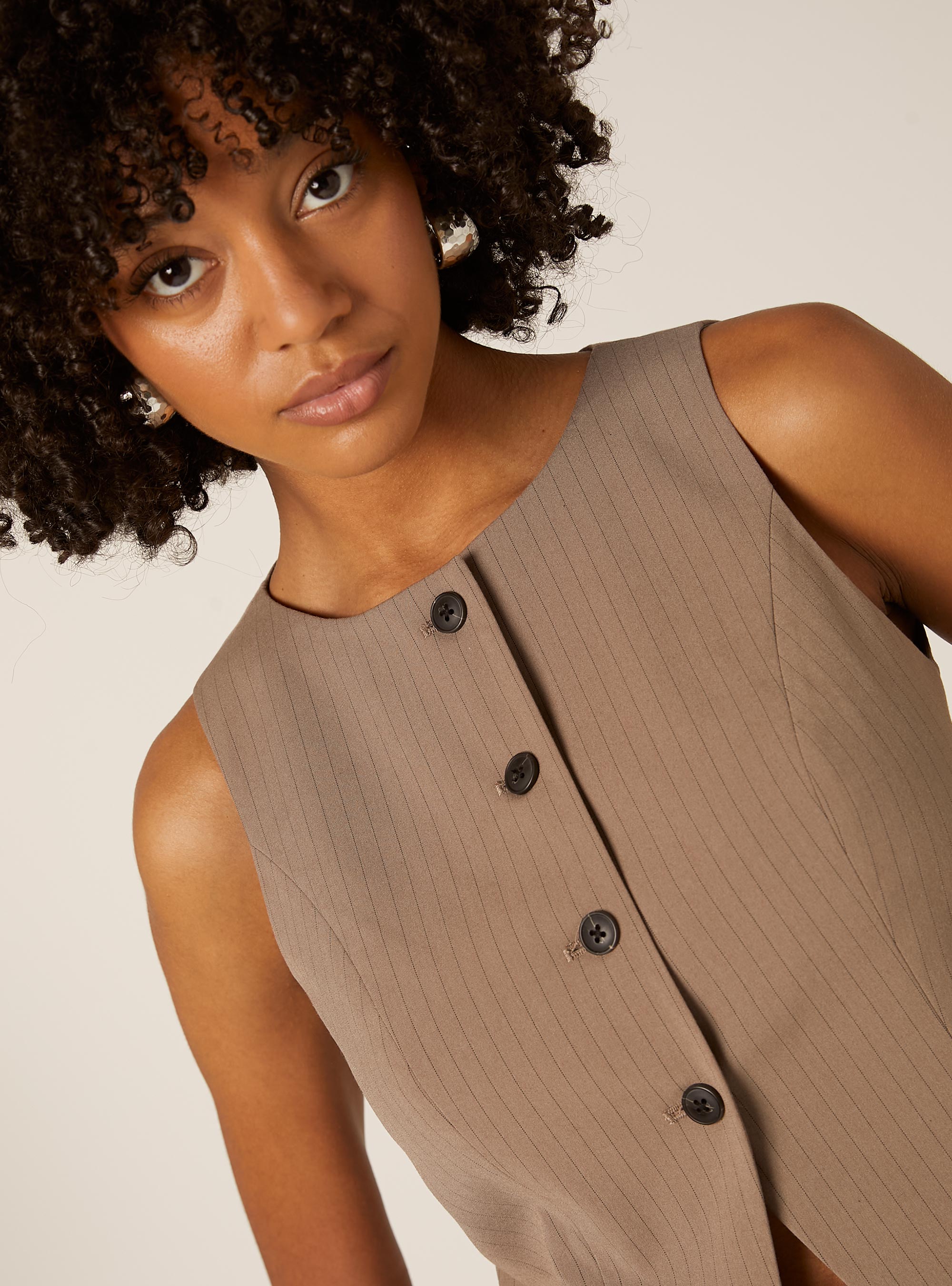 Weste in regulärer Länge mit Knöpfen, BG2 BEIGE MEDIUM