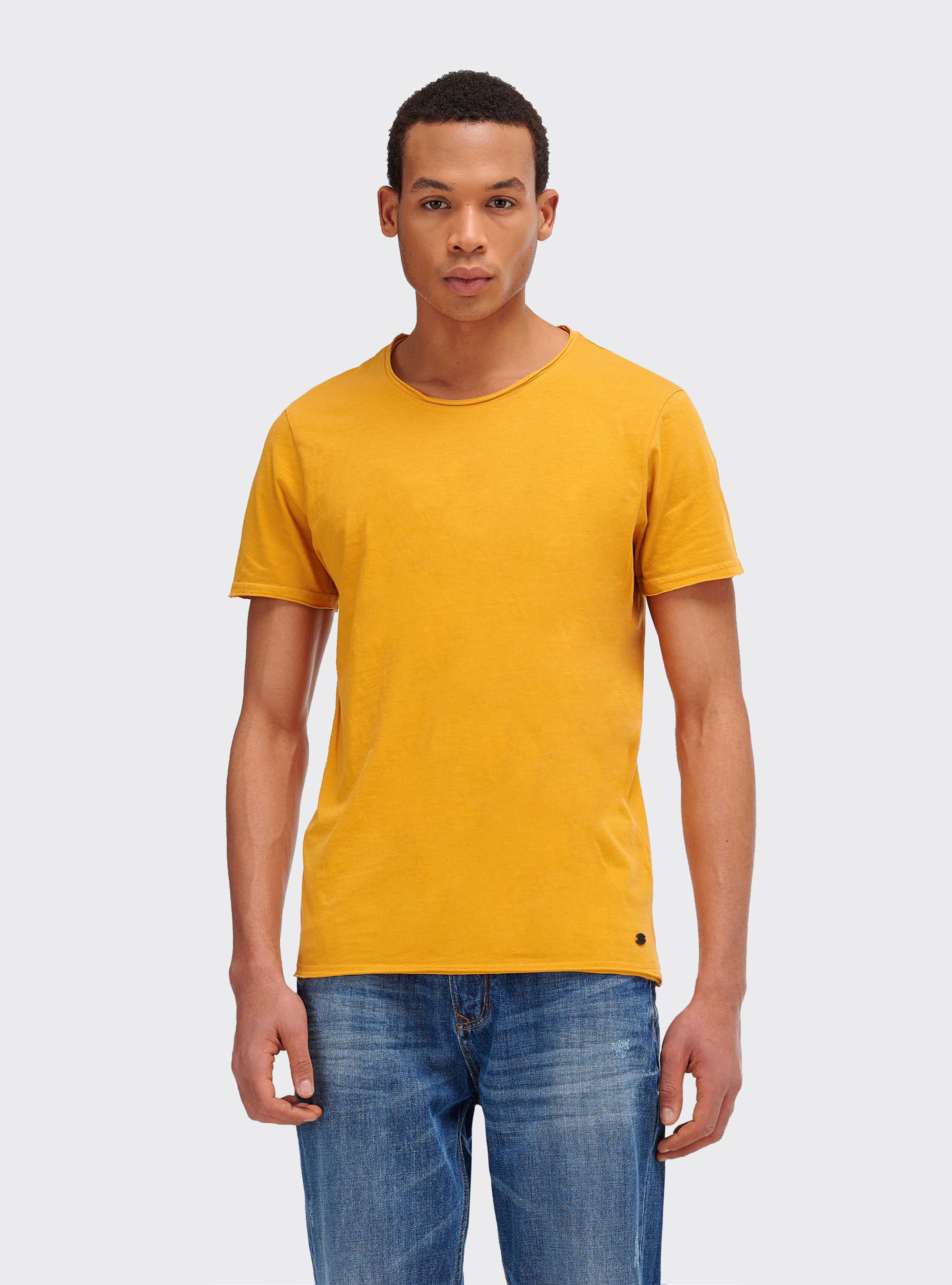 Maglietta tinta unita taglio vivo, SENAPE