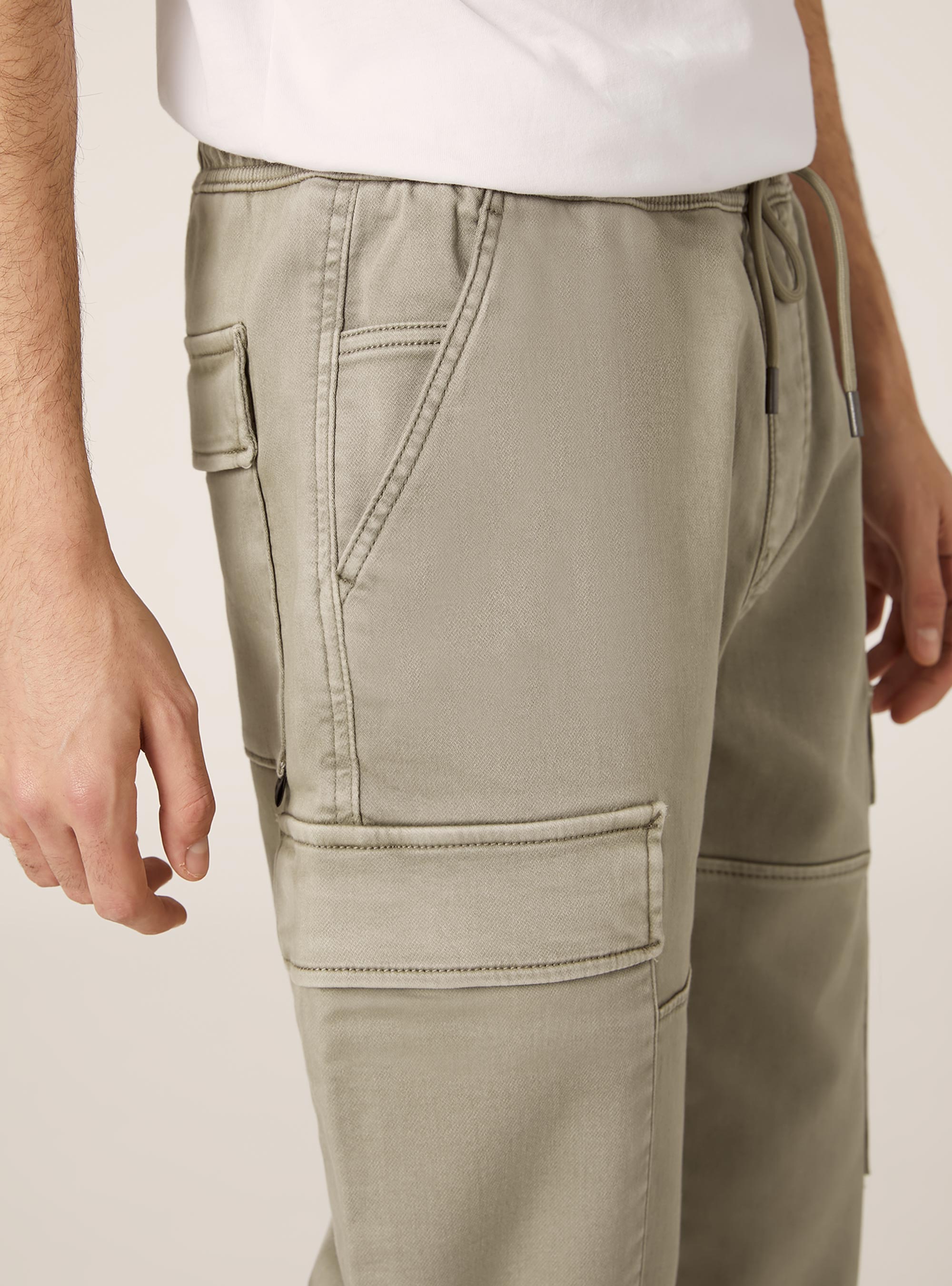Cargo trousers with elasticated waist, KY2 KAKY MEDIUM