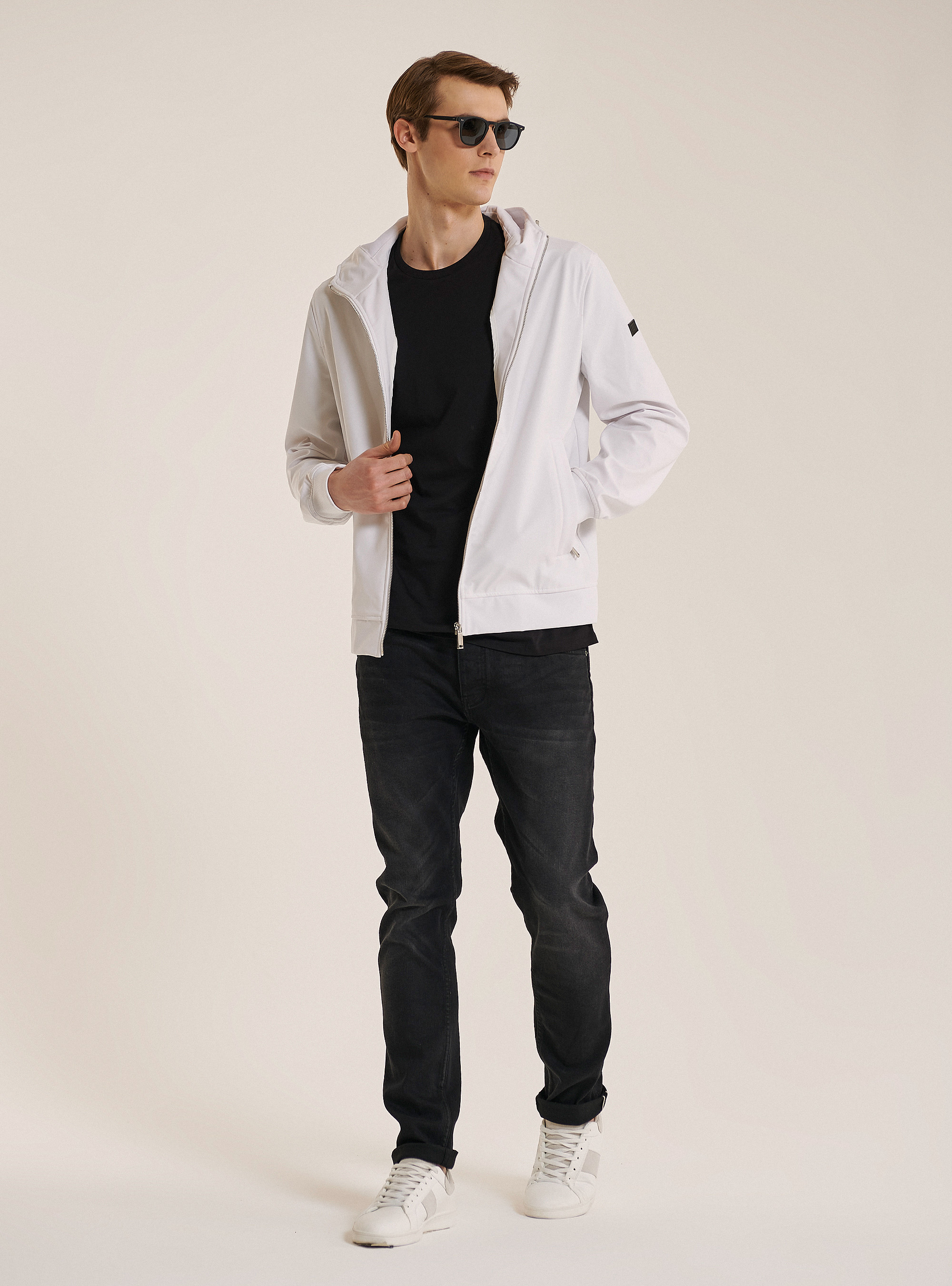 Jacke aus wind- und wasserdichtem technischem Gewebe, C099 WHITE