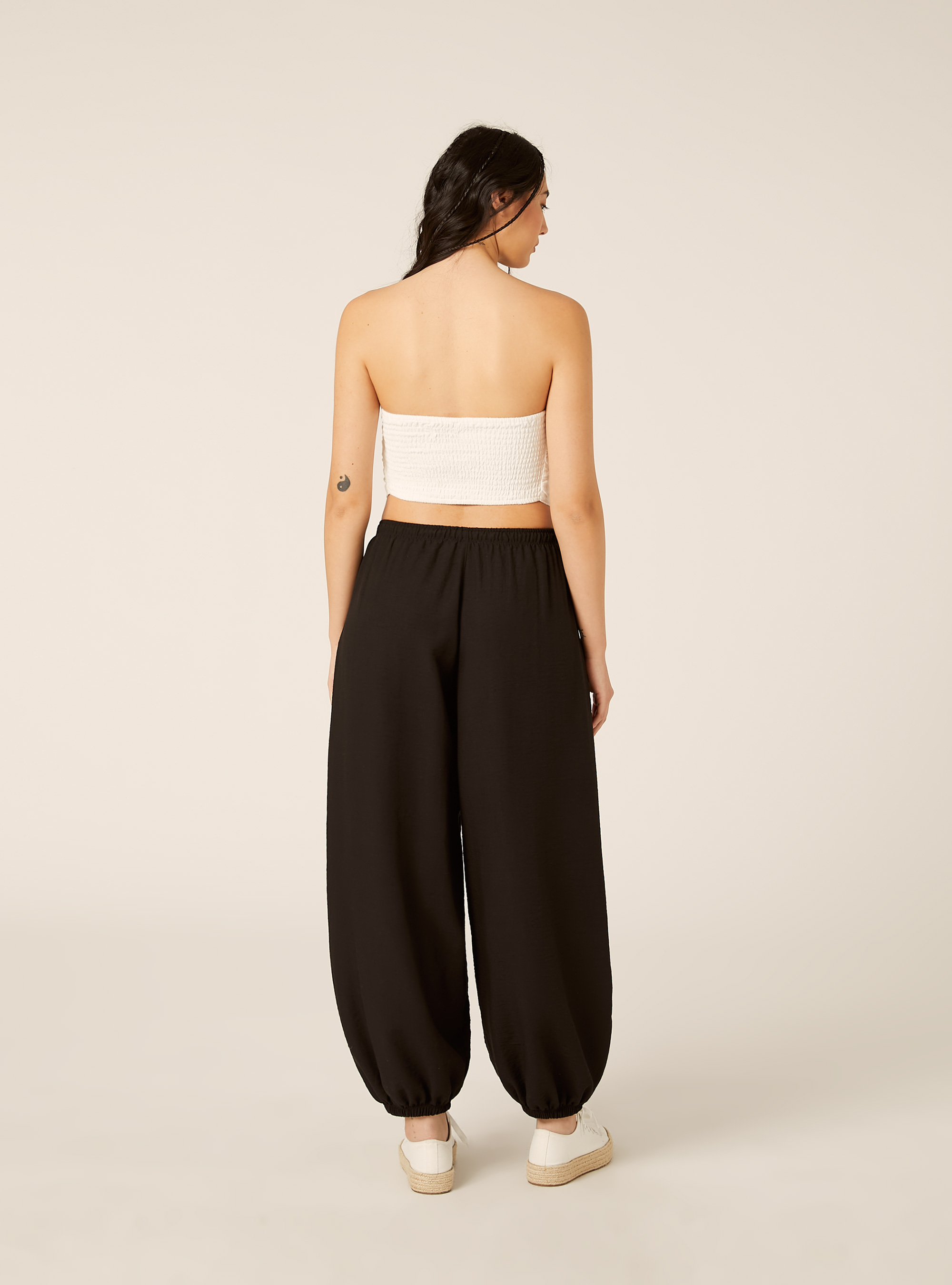 Pantaloni da gaucho effetto crepe, BK1 BLACK
