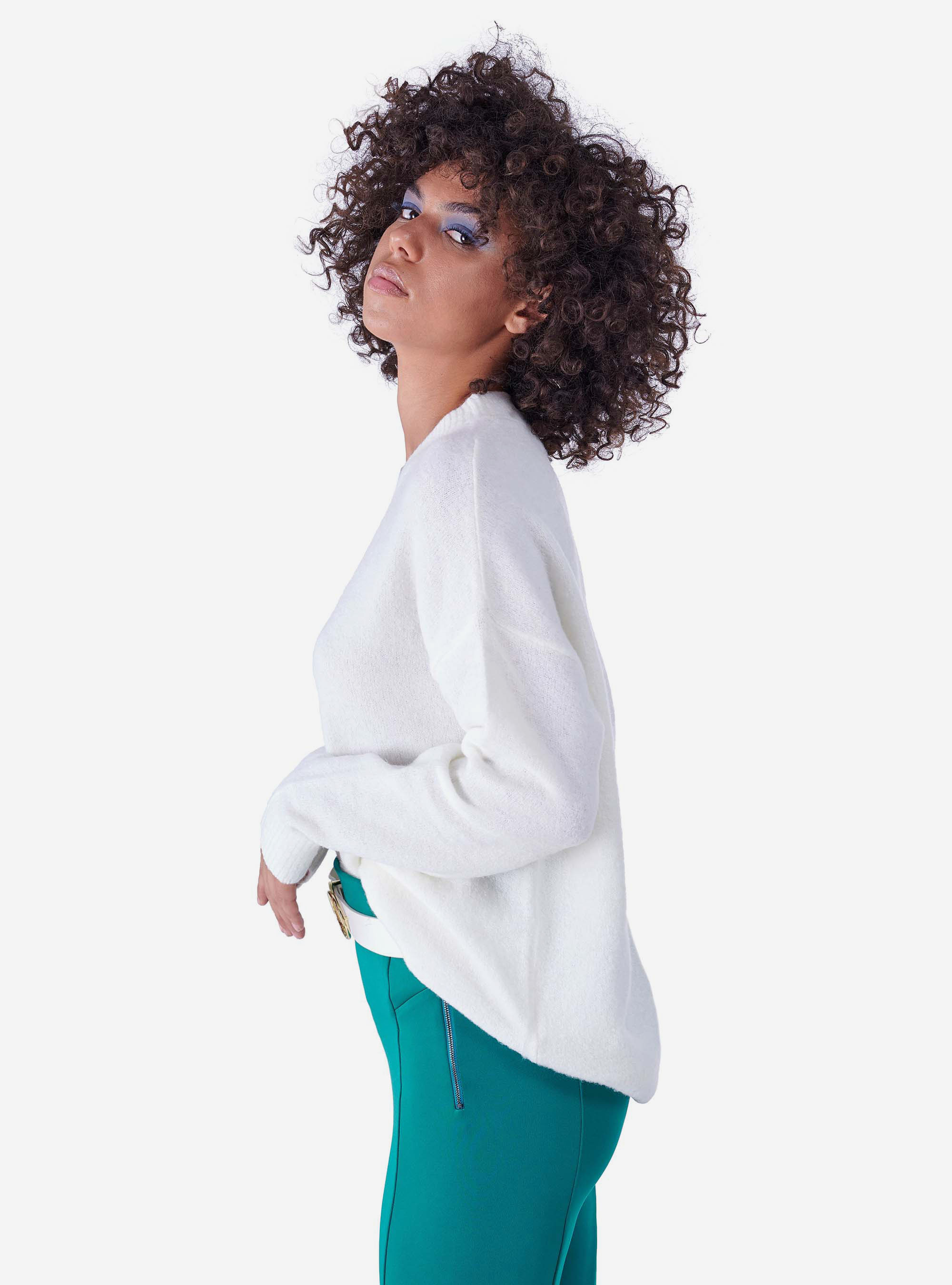 JERSEY CON CUELLO REDONDO, BLANQUECINO