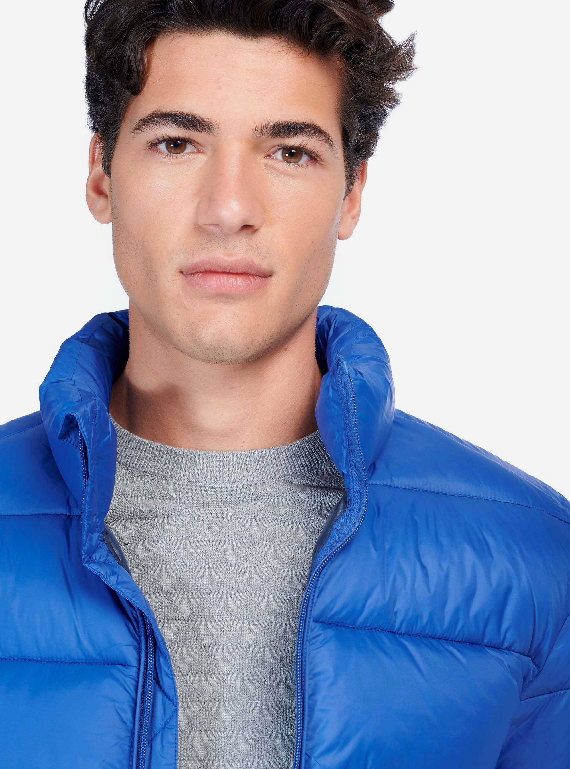 CAZADORA CON CAPUCHA, AZUL