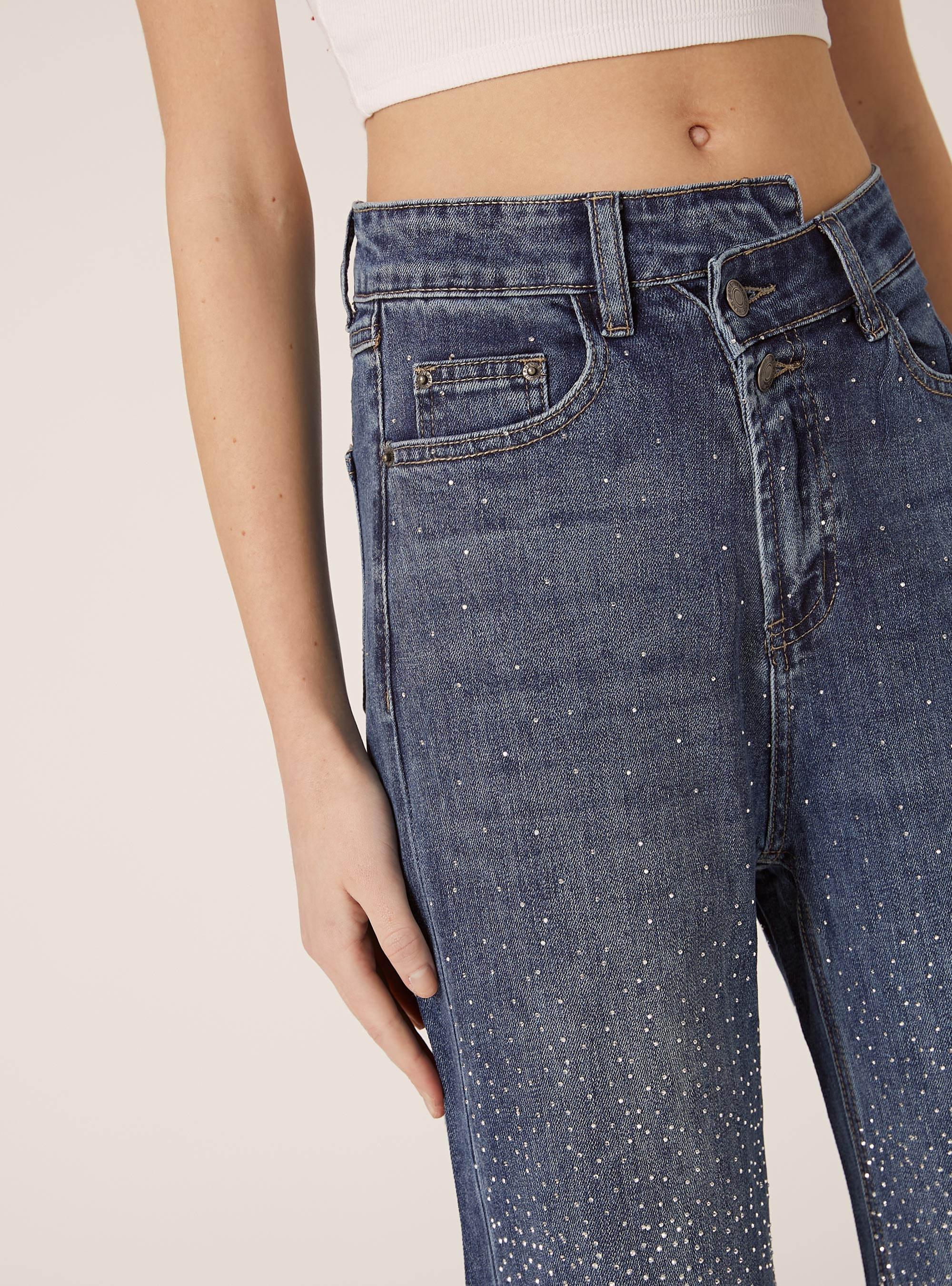 Wide leg jeans with rhinestones and asymmetric waistband, D003 MEDIUM BLUE