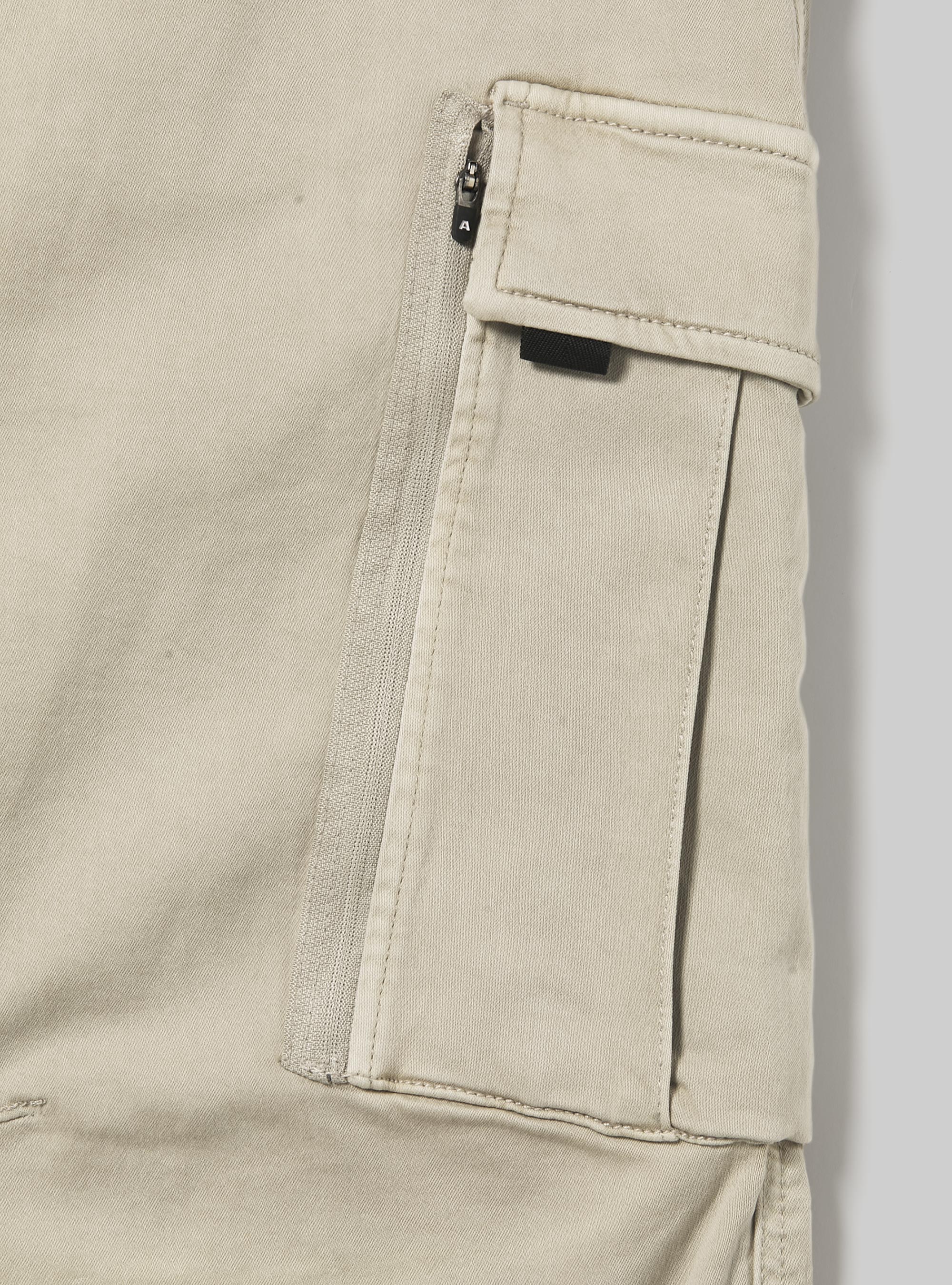 Jogger trousers with large pockets, BG3 BEIGE LIGHT