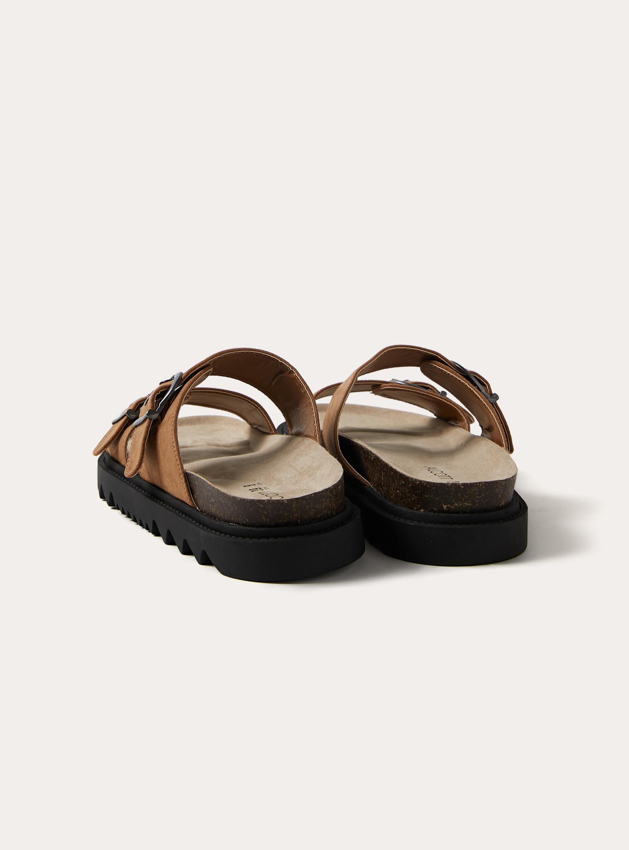 Sandali bassi con fibbie, BG2 BEIGE MEDIUM