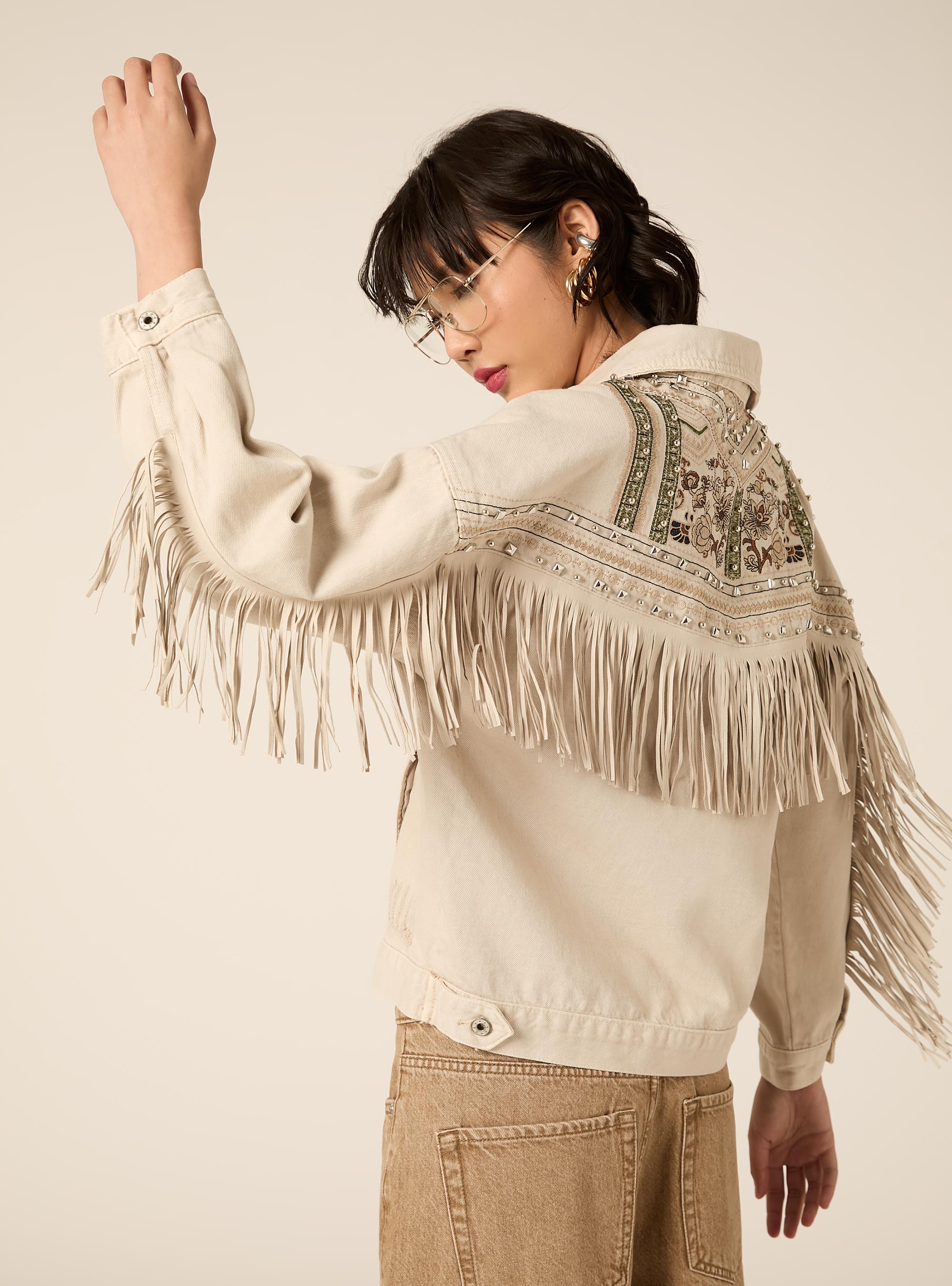 Giubbotto in denim con frange, BG3 BEIGE LIGHT