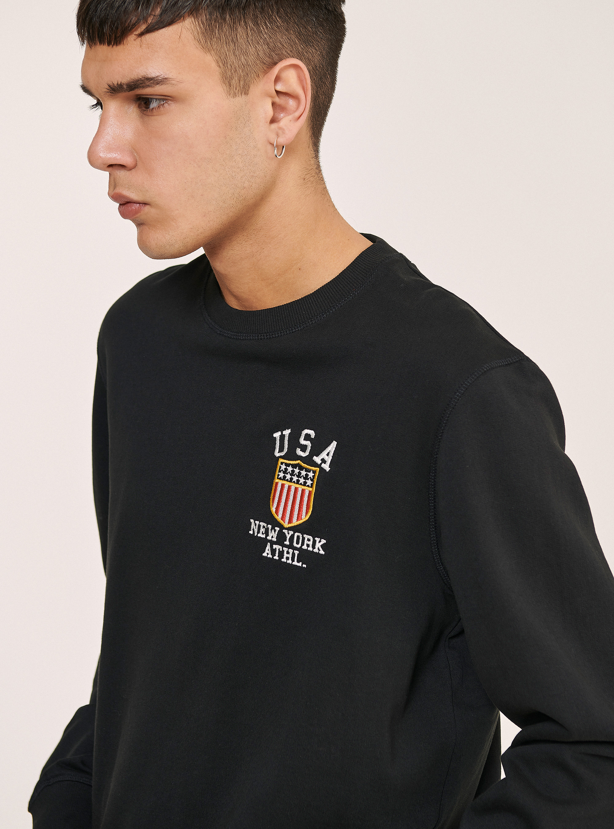 Sudadera de cuello redondo con bordados USA, NEGRO