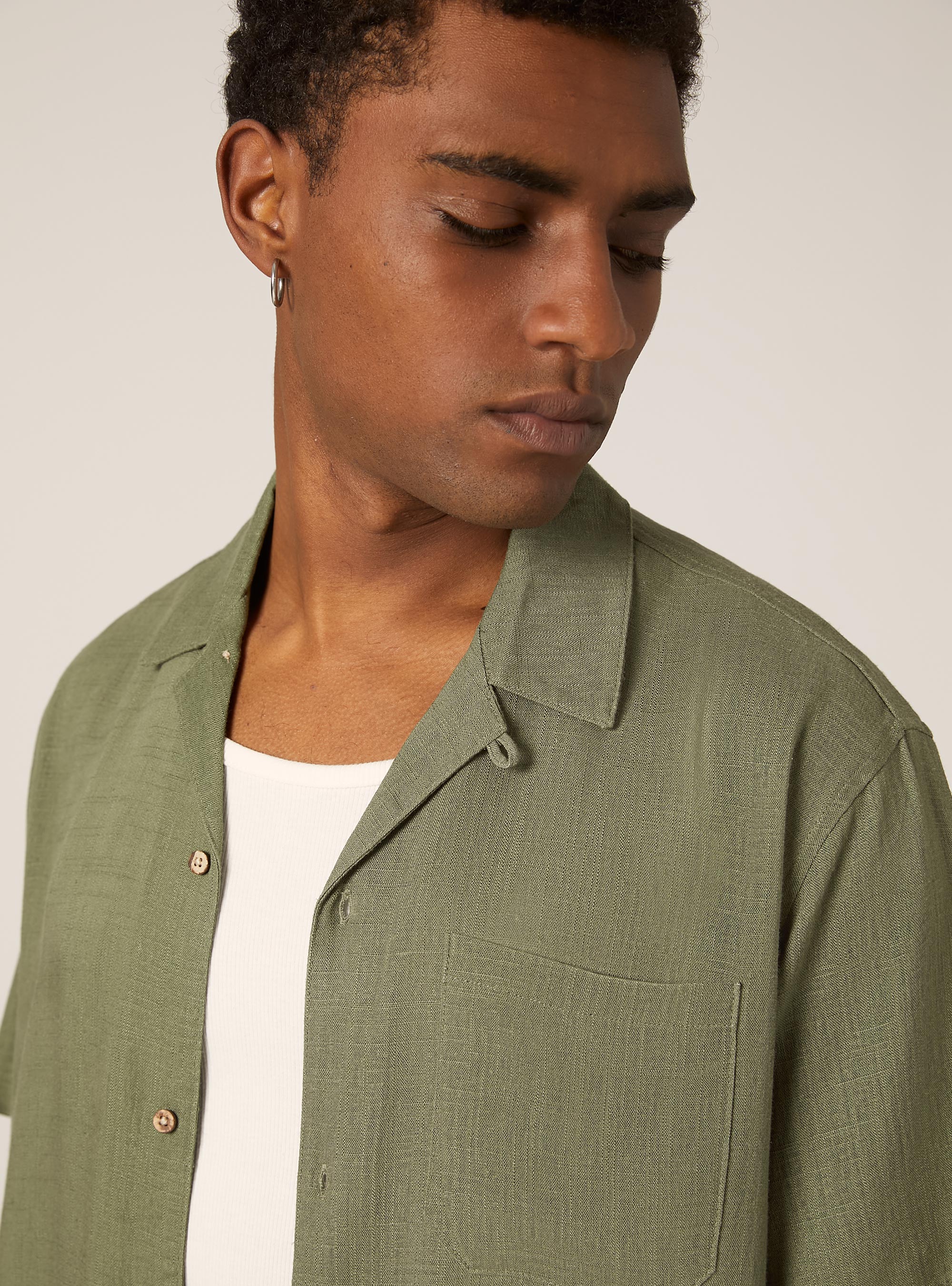 Linen blend shirt with bowling collar, KY2 KAKY MEDIUM