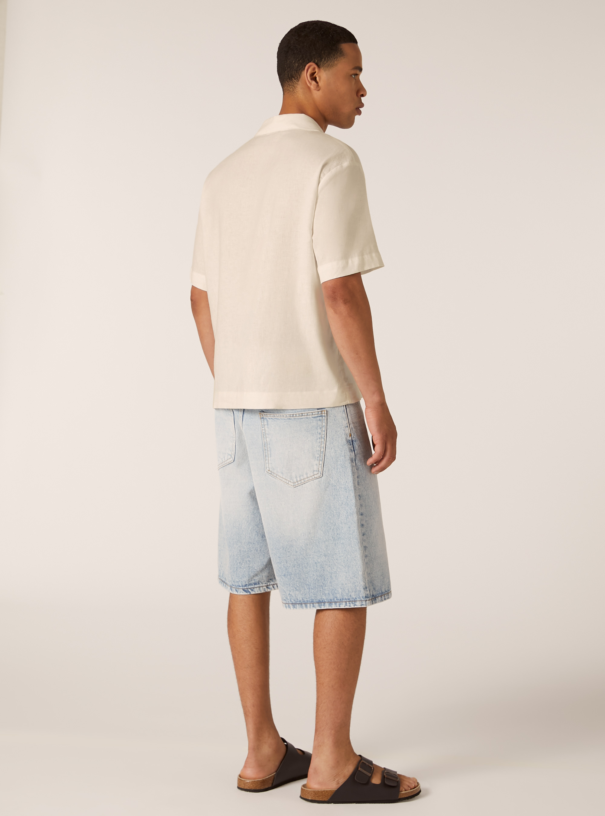 Camisa de manga corta en mezcla de lino, BG2 BEIGE MEDIUM