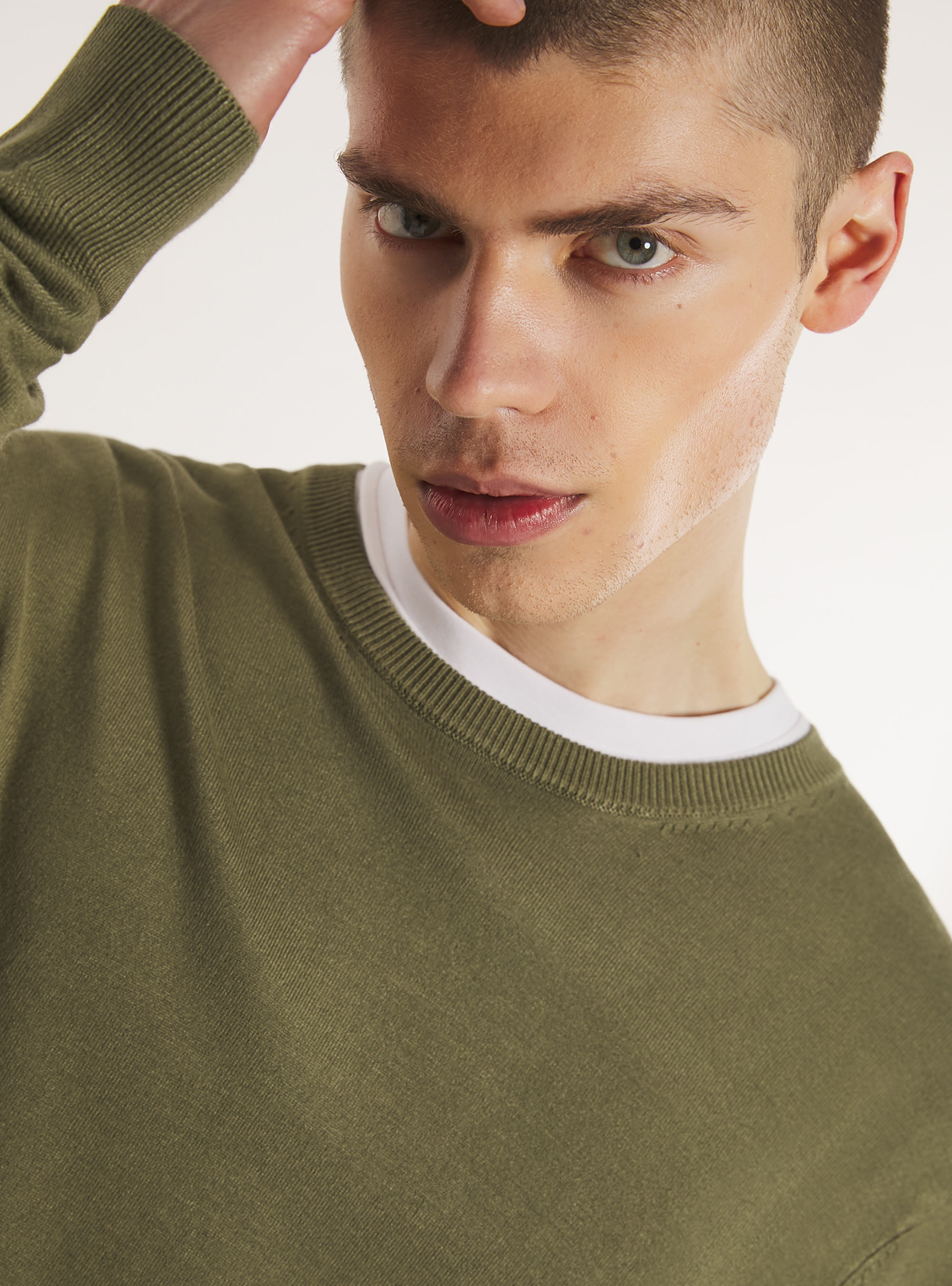 Round-neck pullover made of sustainable viscose Ecovero, KY2 KAKY MEDIUM