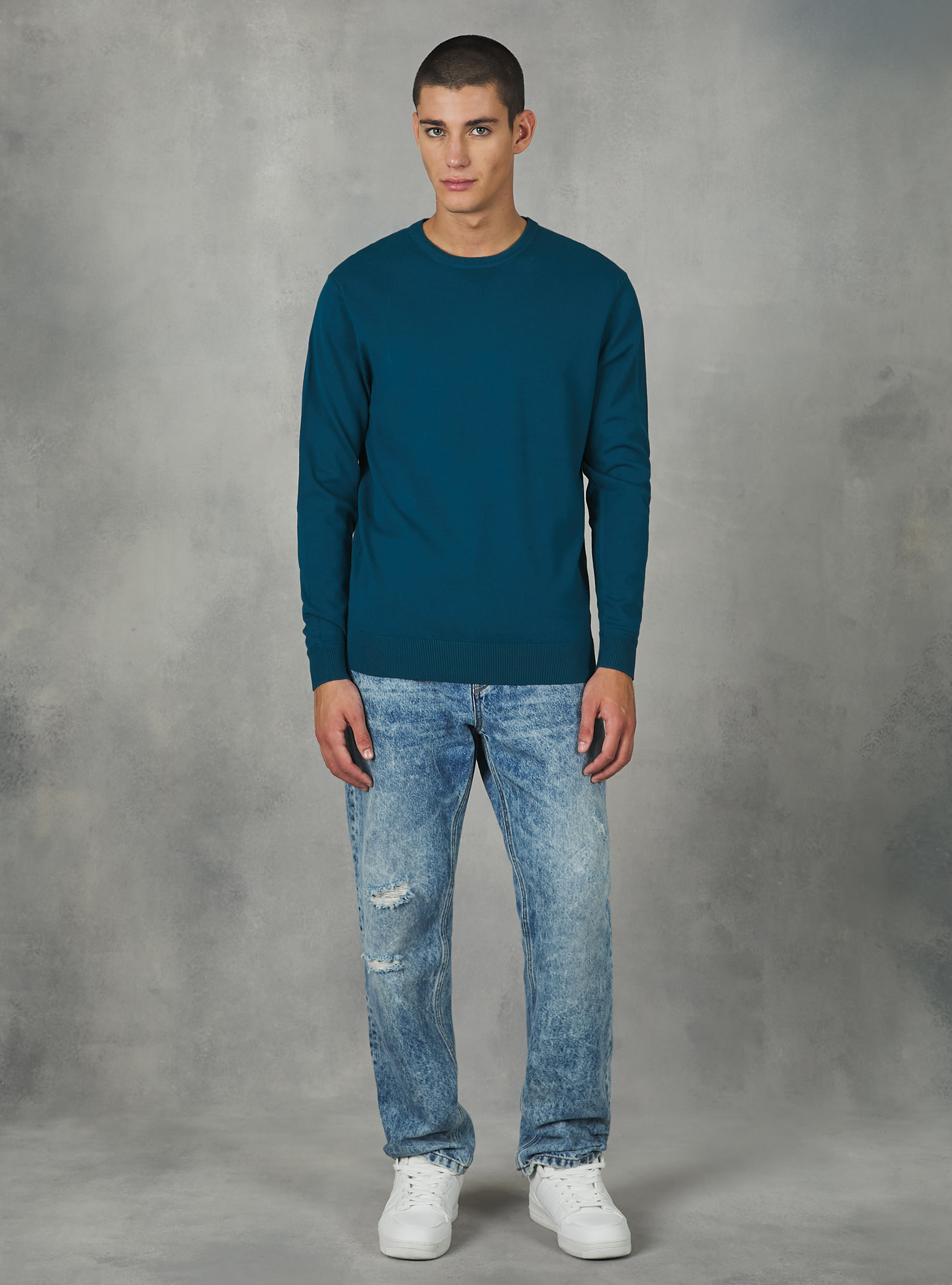 Round-neck pullover made of sustainable viscose Ecovero, OB2 BLUE OIL MED.