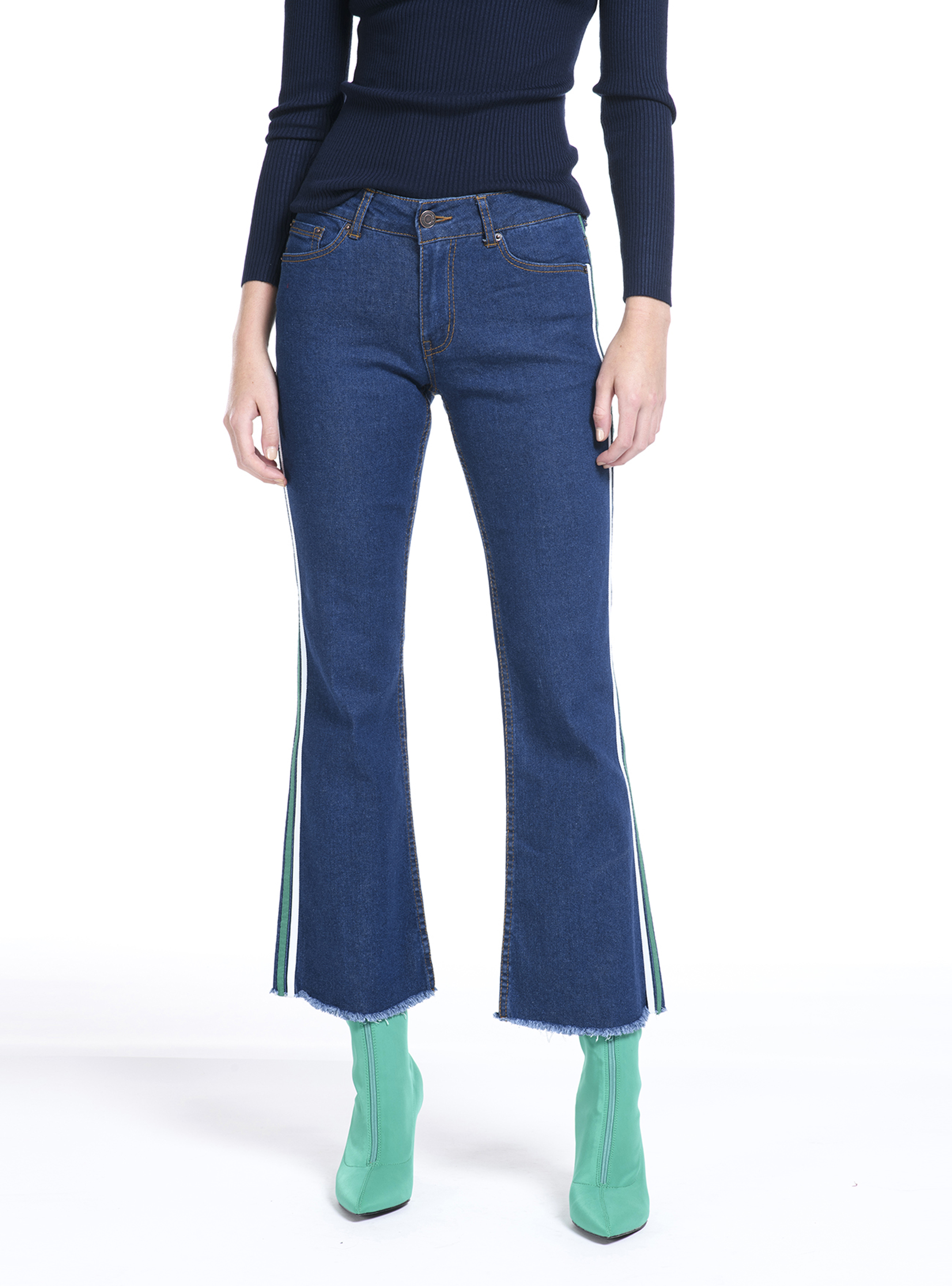 Jeans kick flair, AZUL