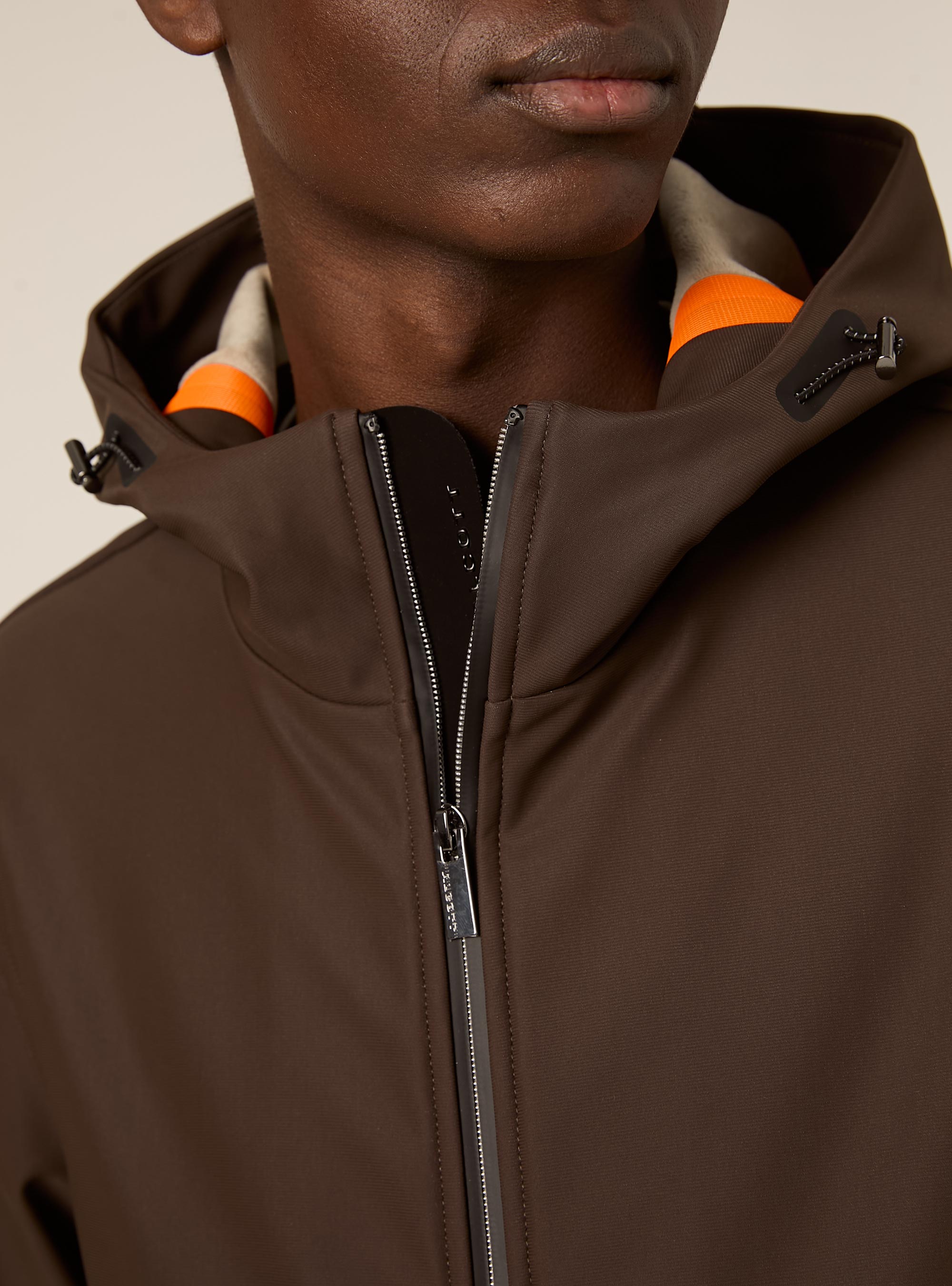 Veste en tissu technique avec capuche, BR2 BROWN MEDIUM