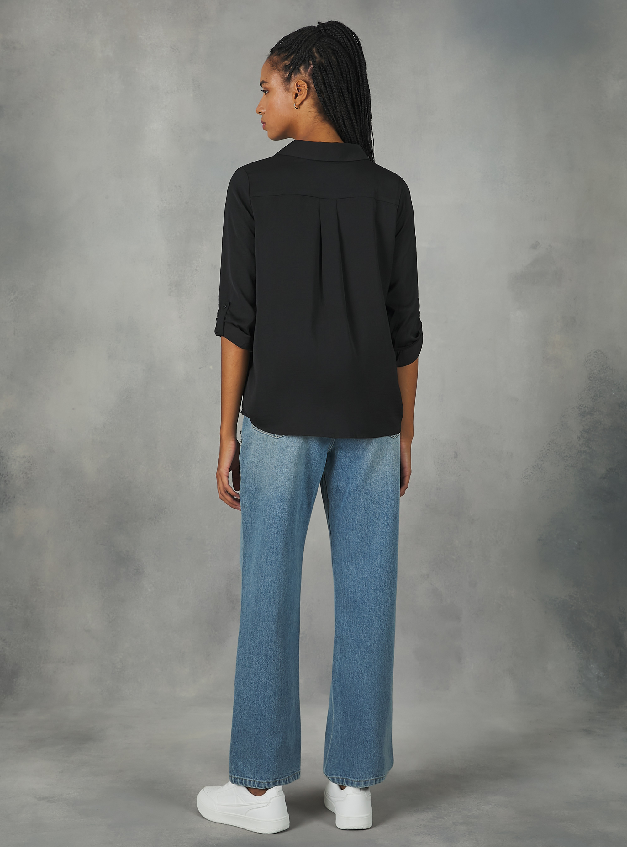 Plain-coloured blouse with lapel neckline, BK1 BLACK
