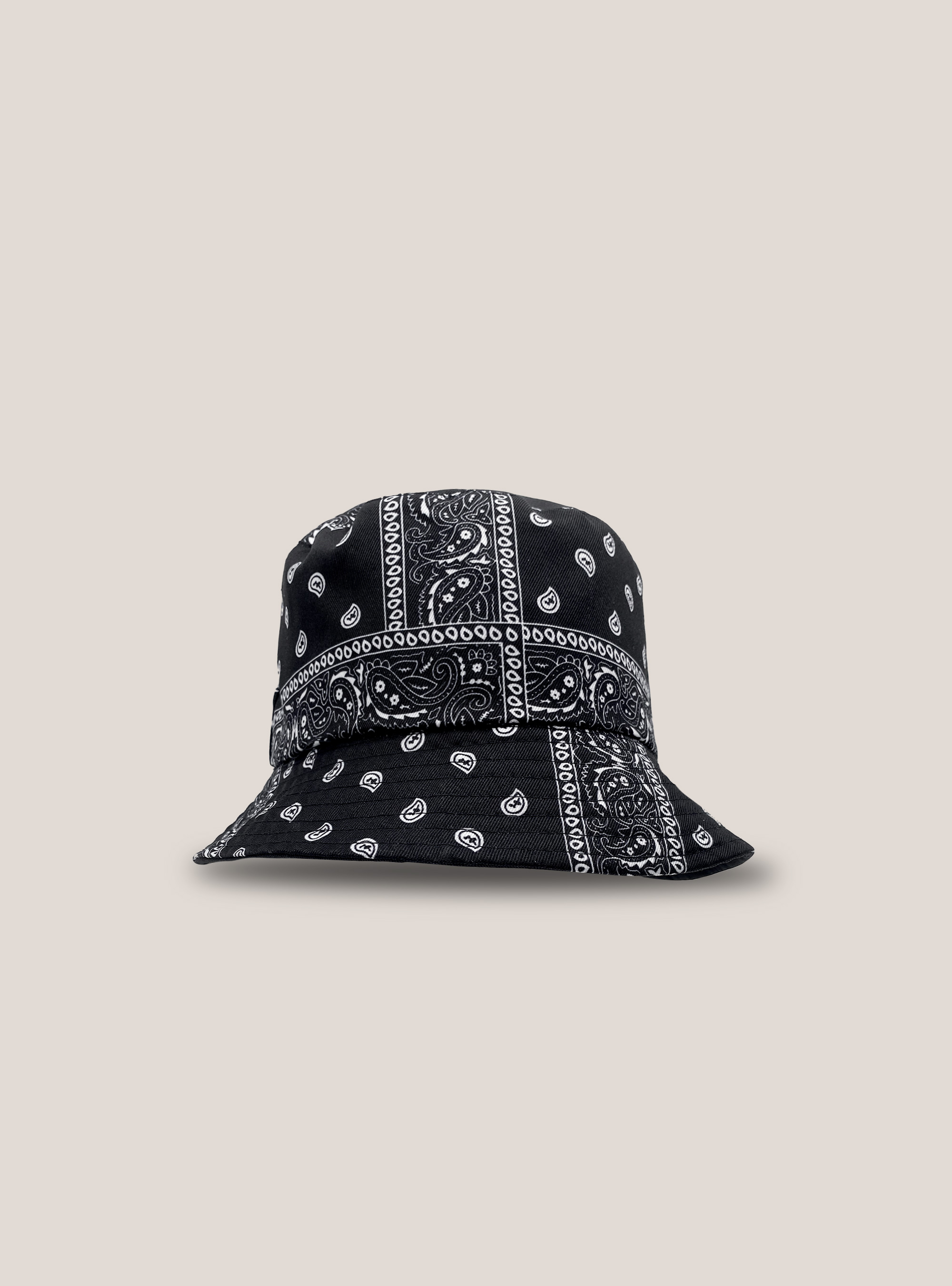 Cappello a secchiello con stampa paisley reversibile, C101 BLACK