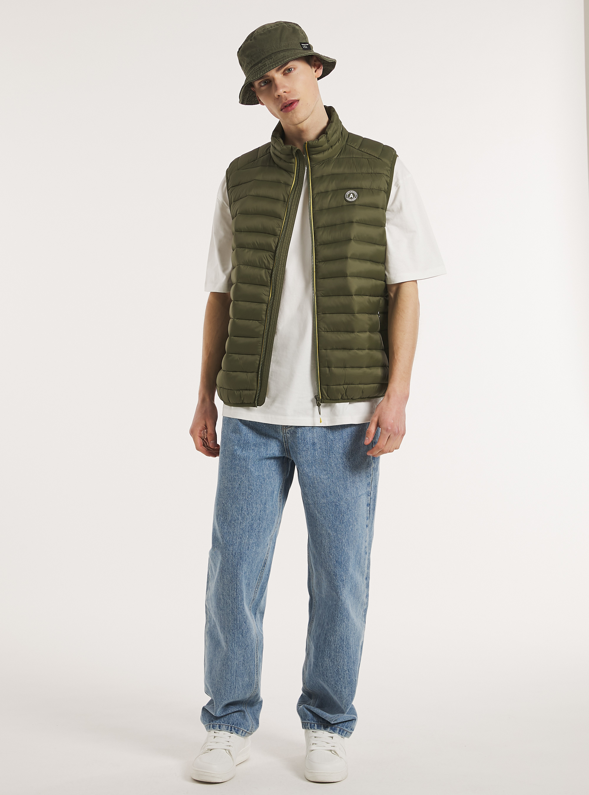 Padded sleeve jacket with contrasting zip, KY2 KAKY MEDIUM