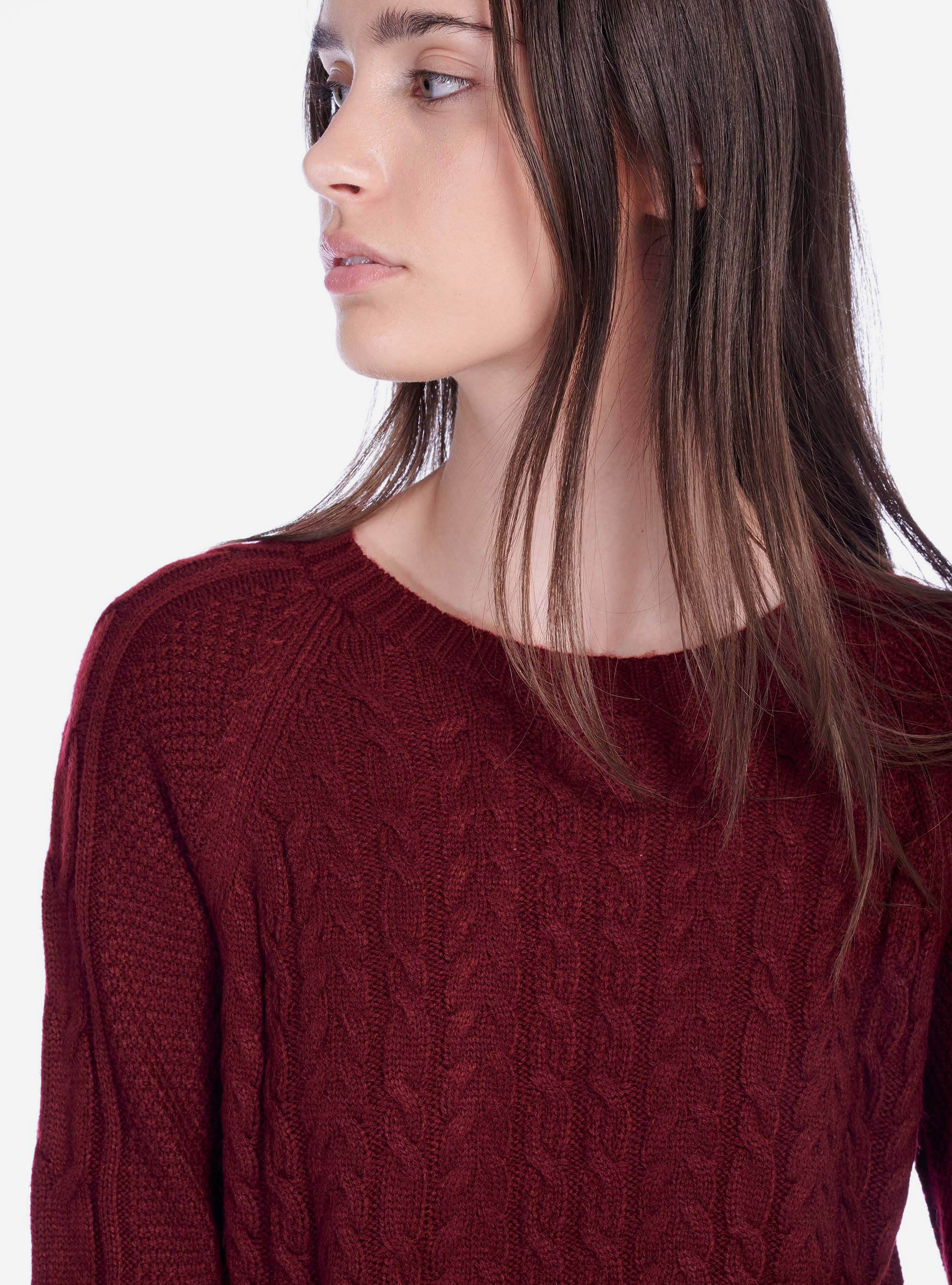 Pull large &agrave; col large en maille torsad&eacute;e, C326 BORDEAUX