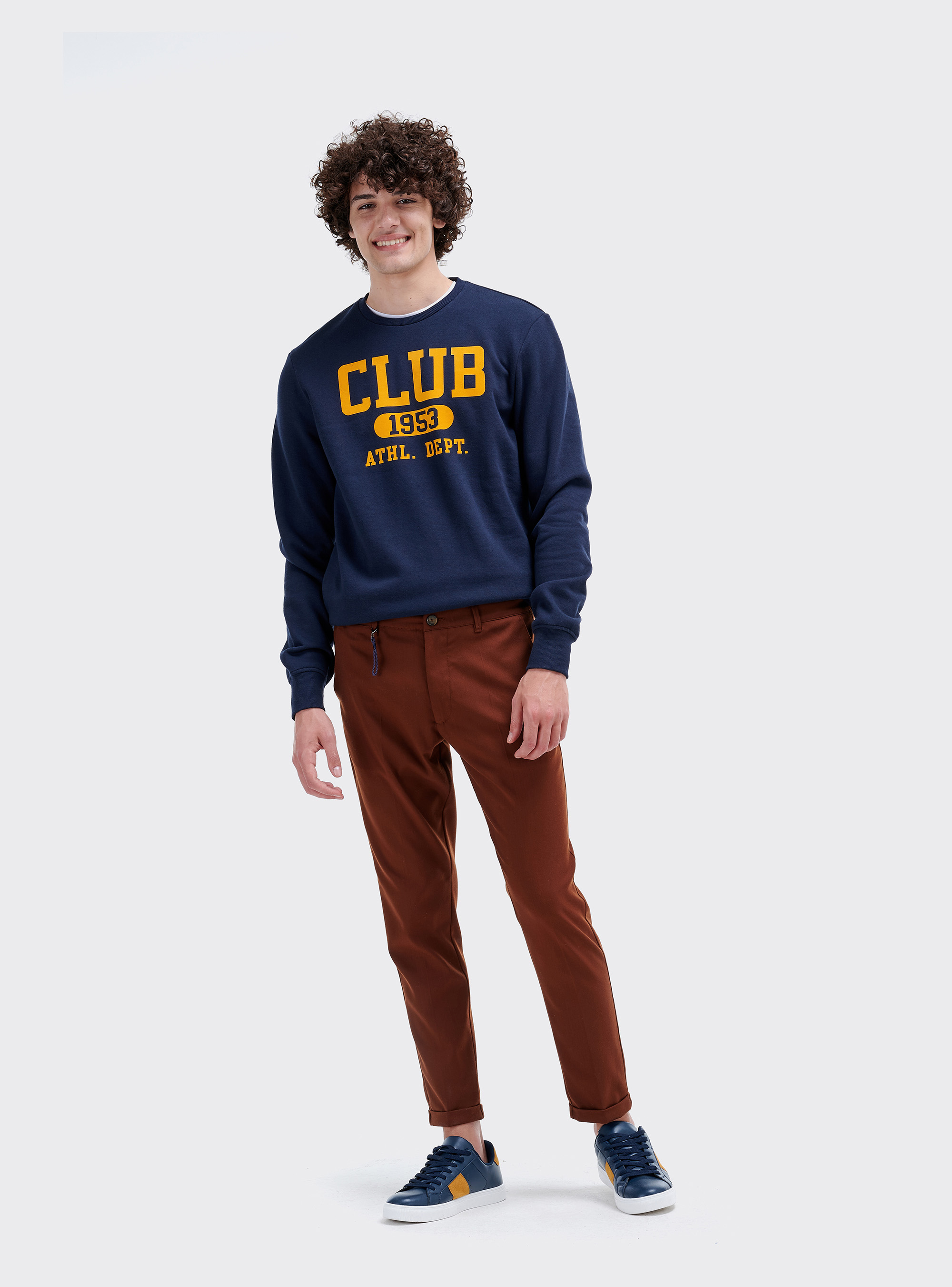 Sweat-shirt à col rond avec impression college, C2254 BLUE