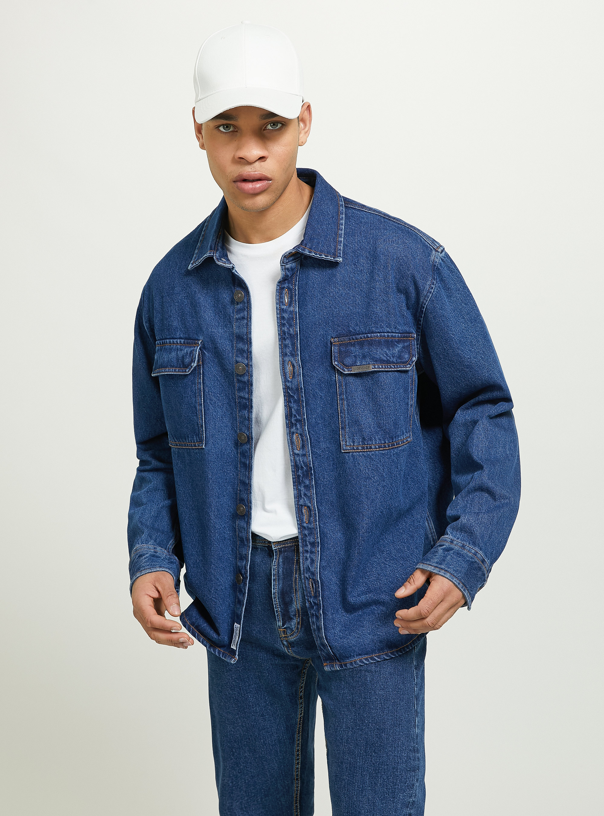 Oversize denim shirt with large pockets, D003 MEDIUM BLUE