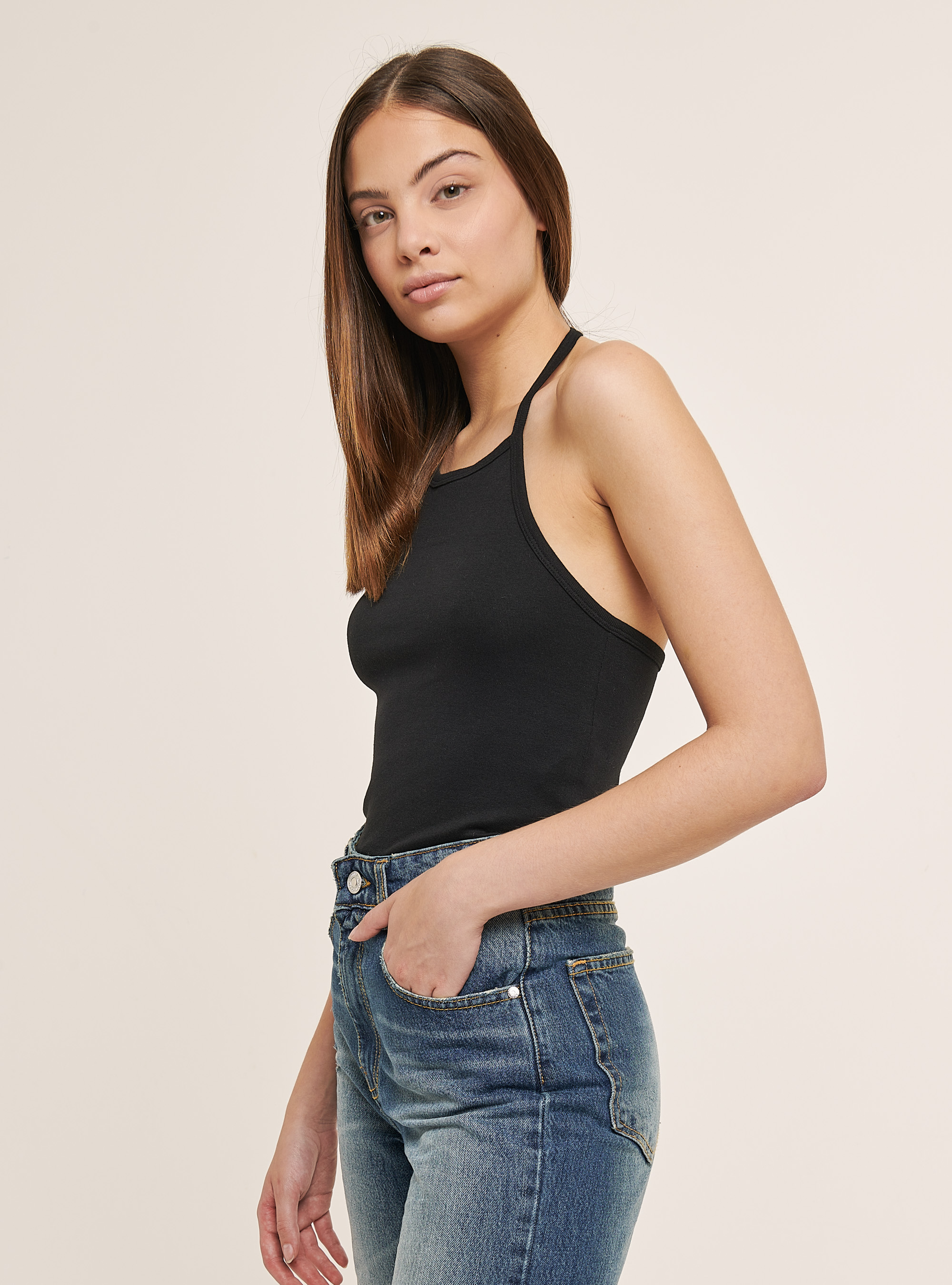 Top con cuello halter, NEGRO
